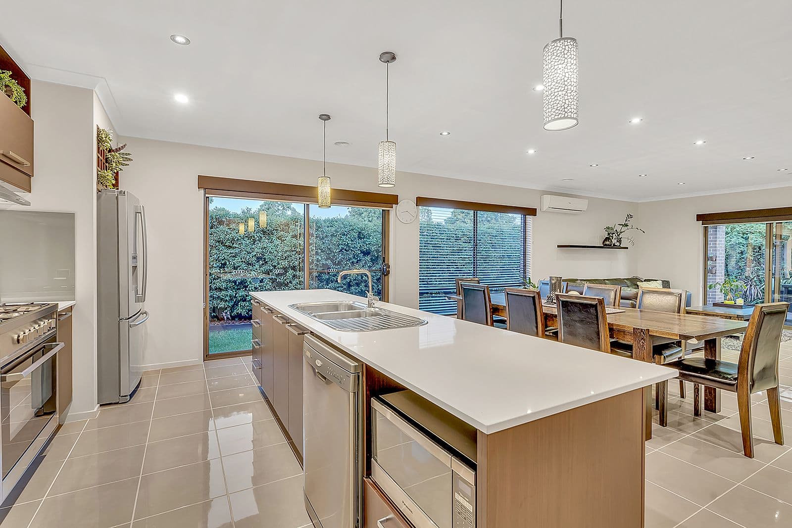31 Kelway Street, Craigieburn VIC 3064, Craigieburn - Thumbnail 8