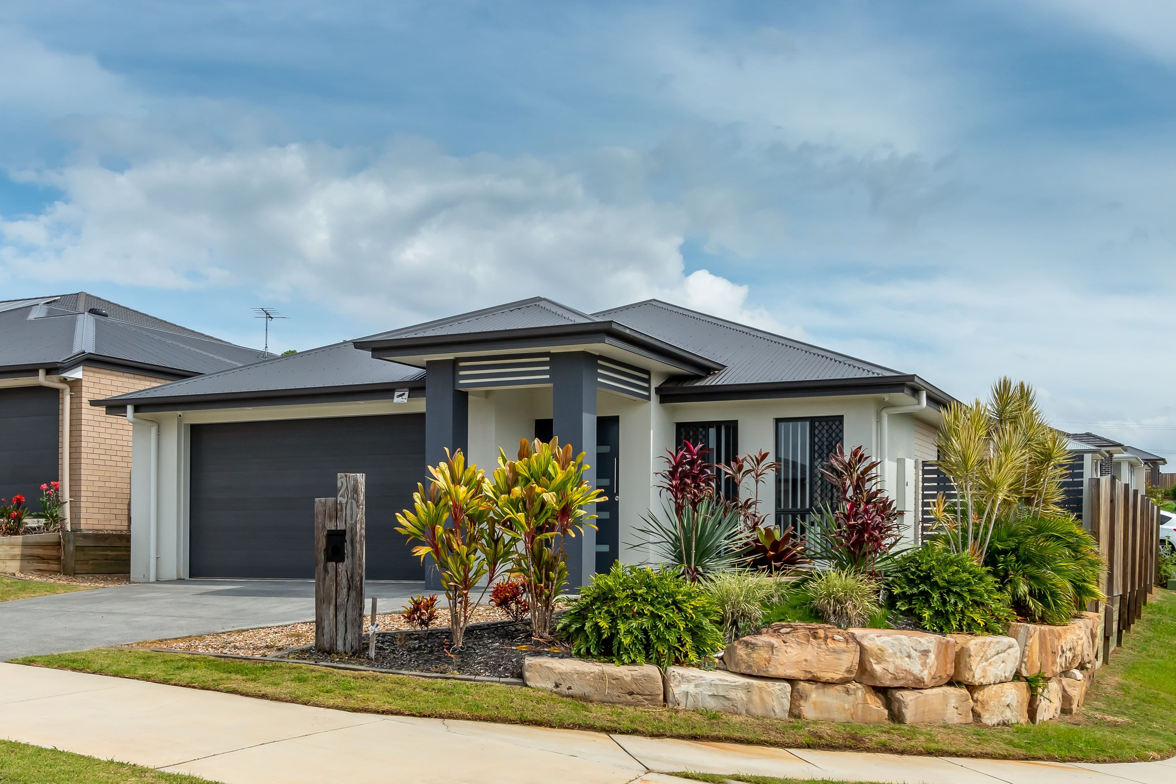 20 Mount Huntley Street, Park Ridge QLD 4125, Park Ridge - Image 1