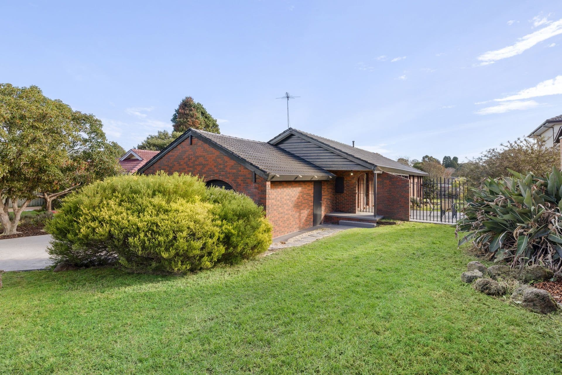 40 Cavendish Avenue, Wantirna VIC 3152, Wantirna - Image 1