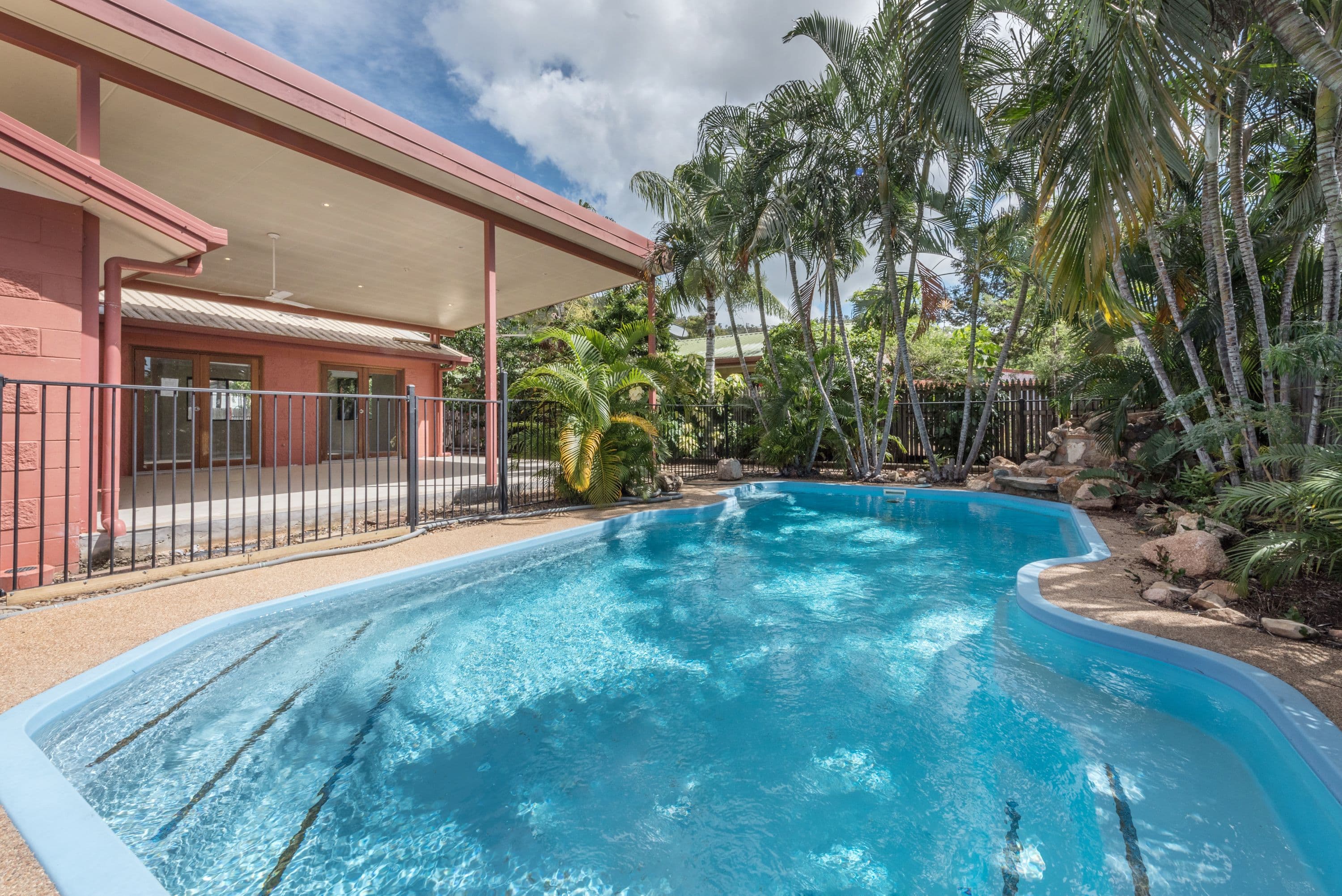 4 Walsh Street, Wulguru QLD 4811, Wulguru - Image 1
