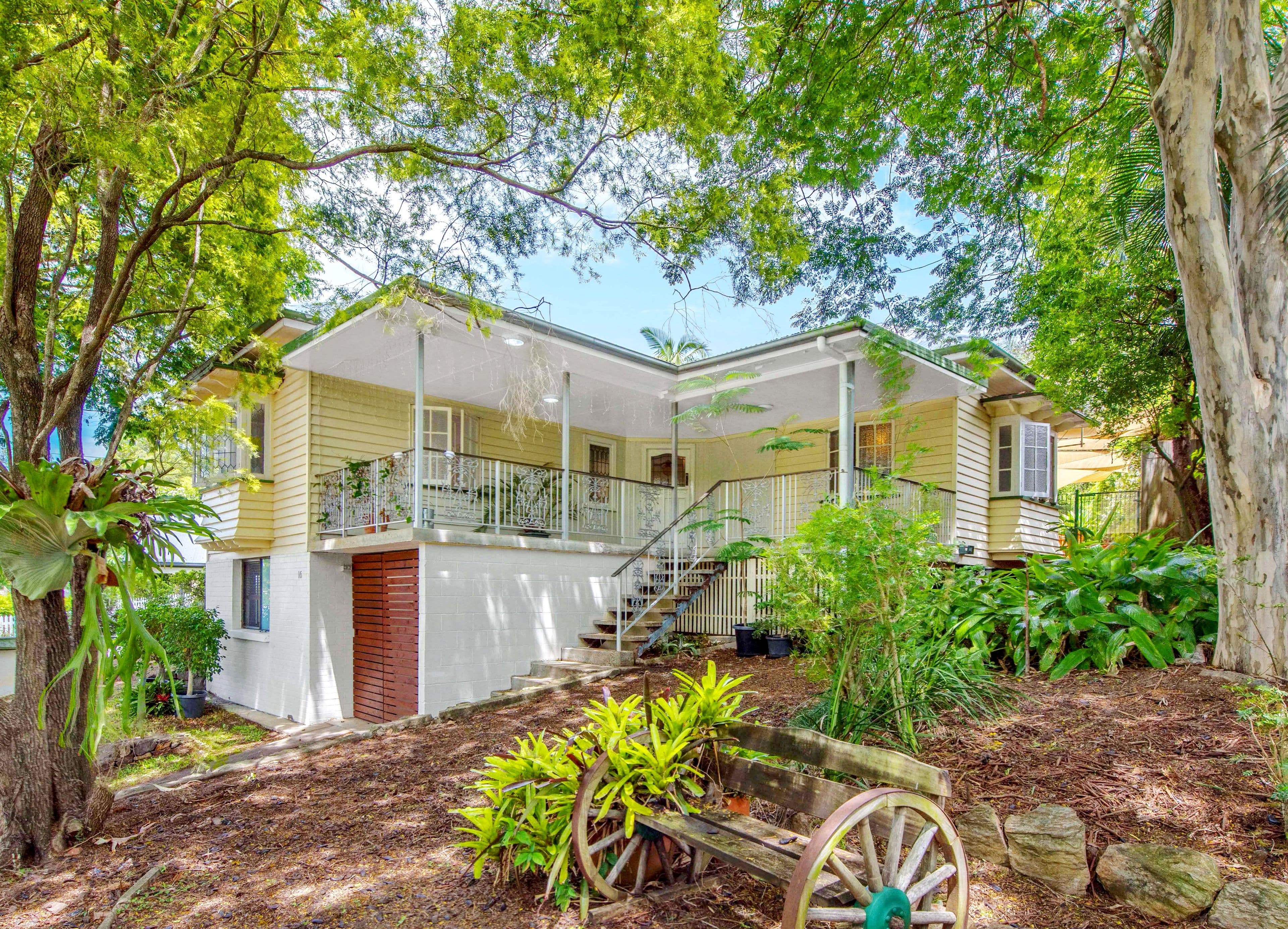 16 Amarina Avenue, Ashgrove QLD 4060, Ashgrove - Thumbnail 2