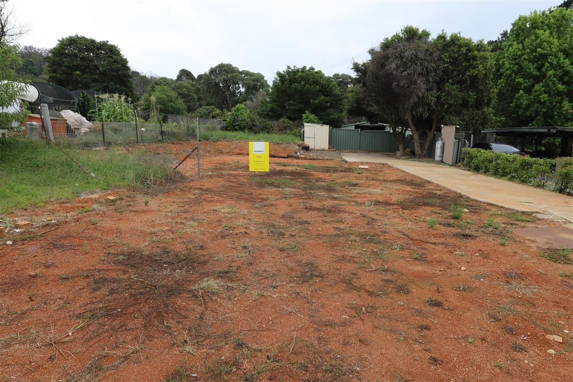 2 Pioneer Street, Batlow NSW 2730, Batlow - Image 1