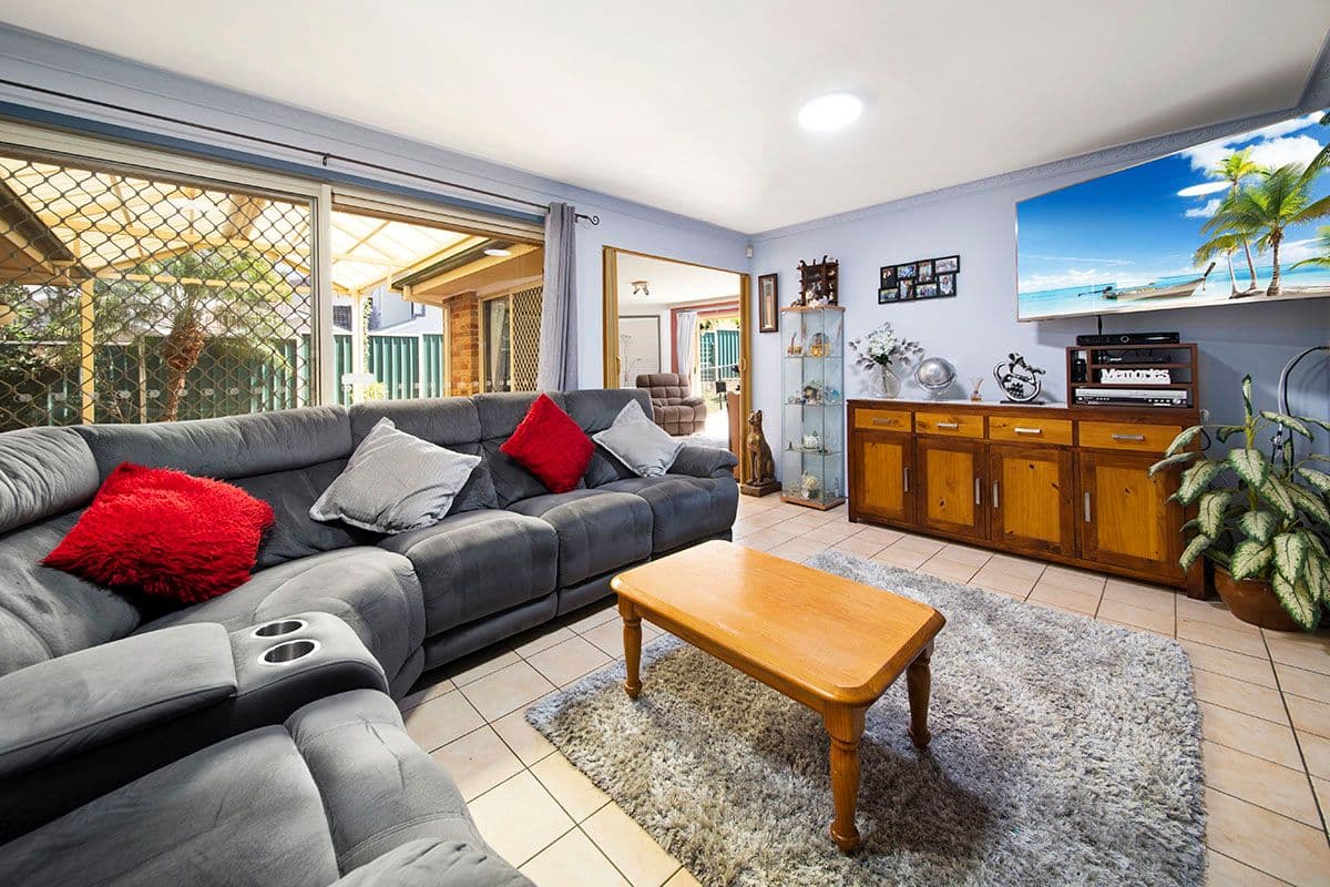 12 Havannah Place, Illawong - Thumbnail 3