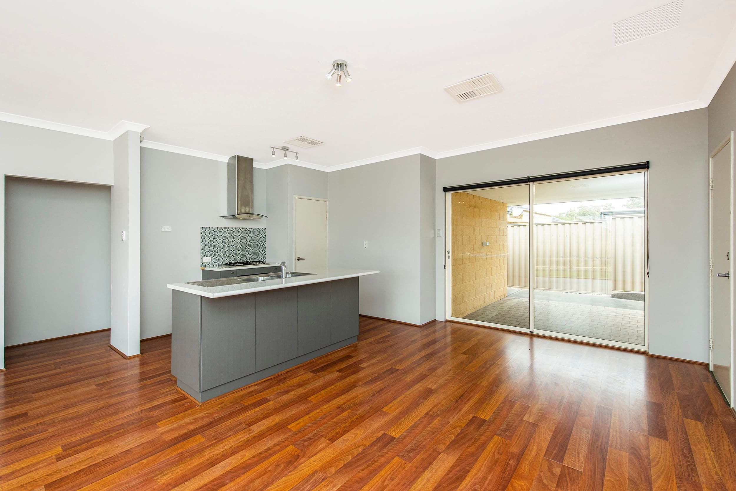 18 Pavonia Parade, Baldivis WA 6171, Baldivis - Thumbnail 4