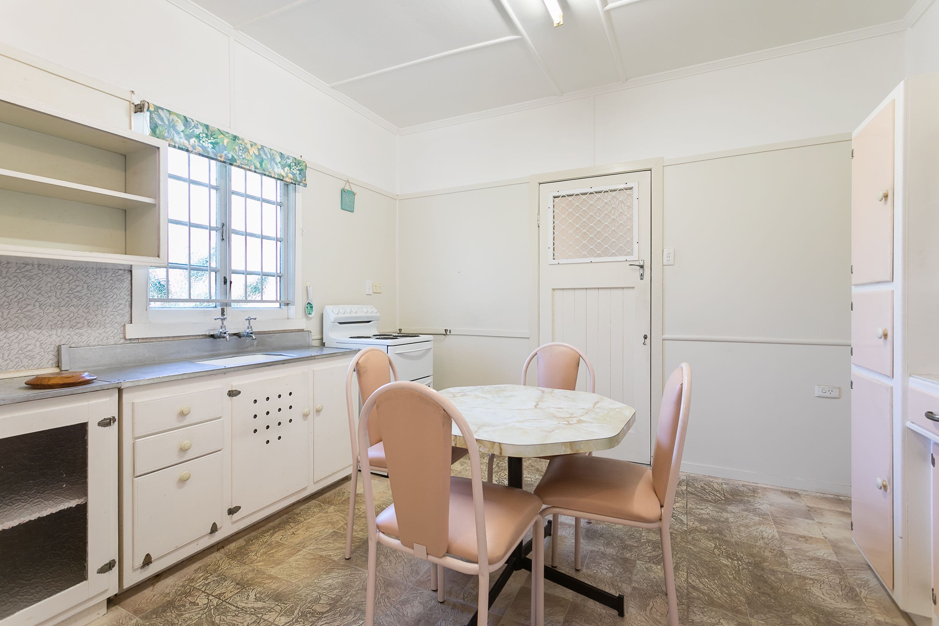 63 Burn Street, Camp Hill QLD 4152, Camp Hill - Thumbnail 3