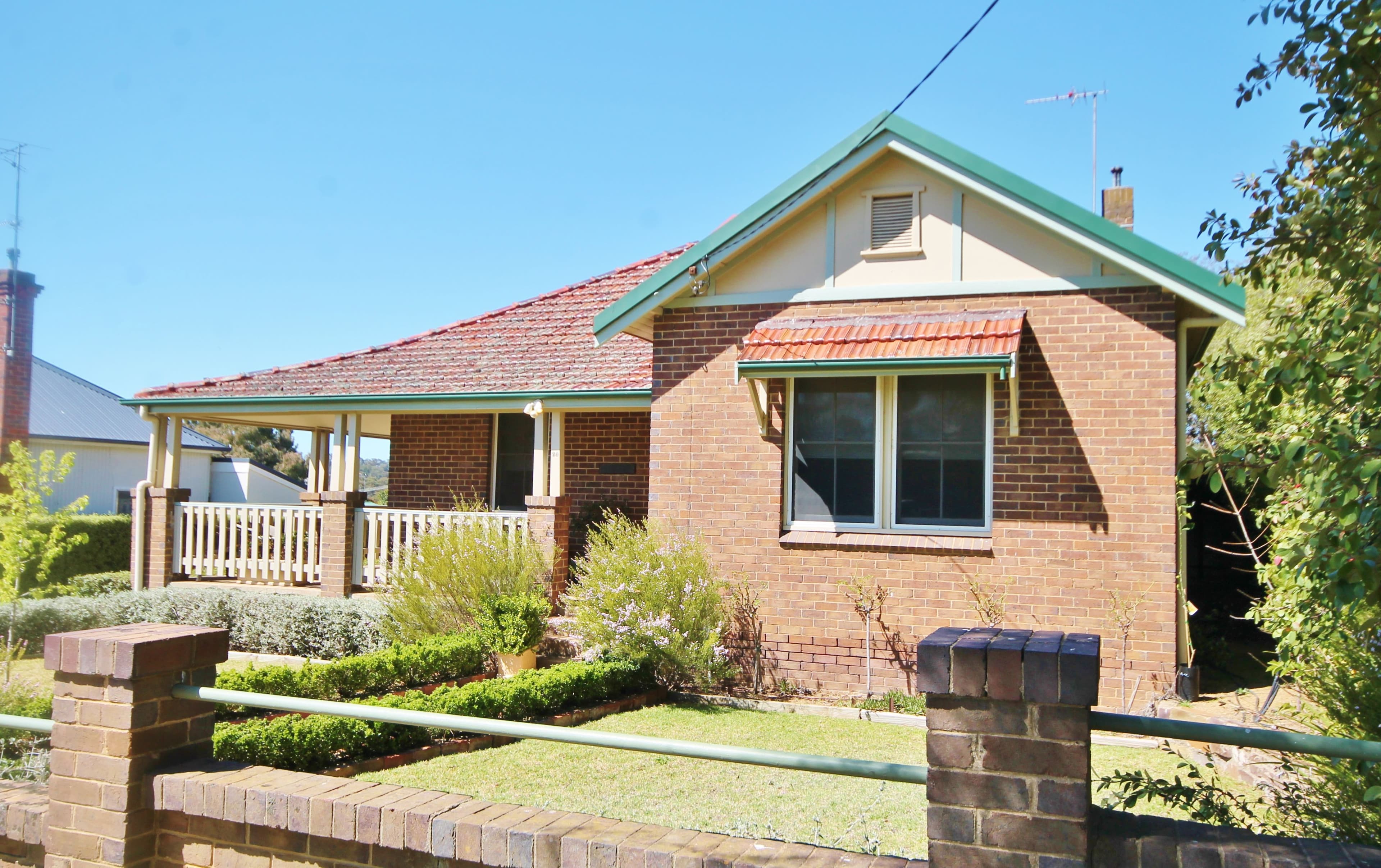 20 Yass Street, Young - Image 1