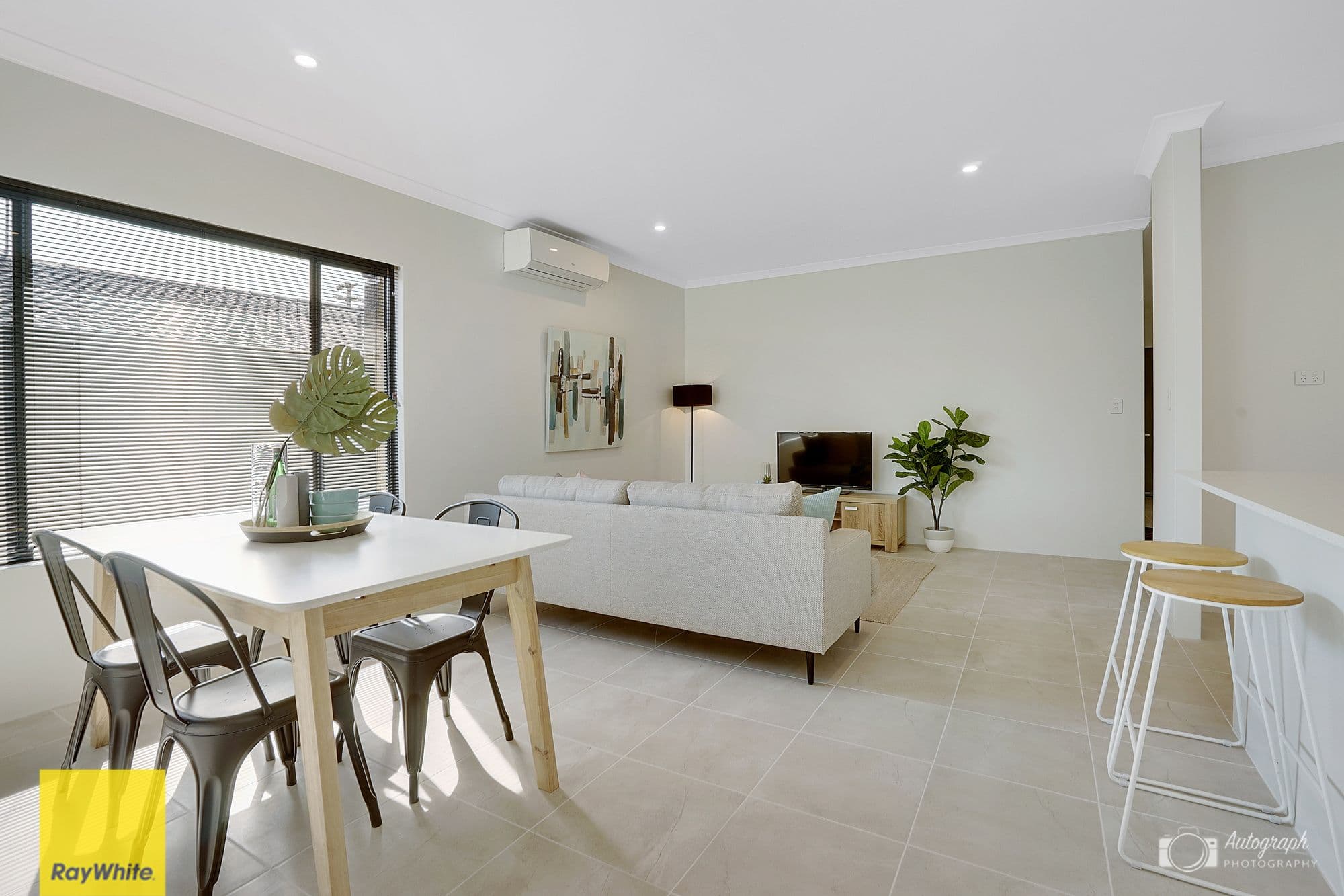 38 Mereworth Way, Girrawheen WA 6064, Girrawheen - Thumbnail 2