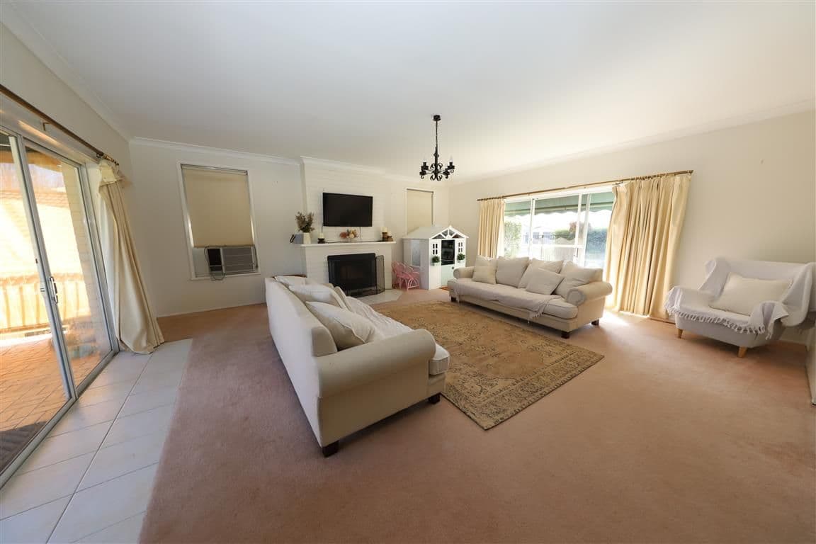 9 Godfrey Street, Tumut NSW 2720, Tumut - Thumbnail 3