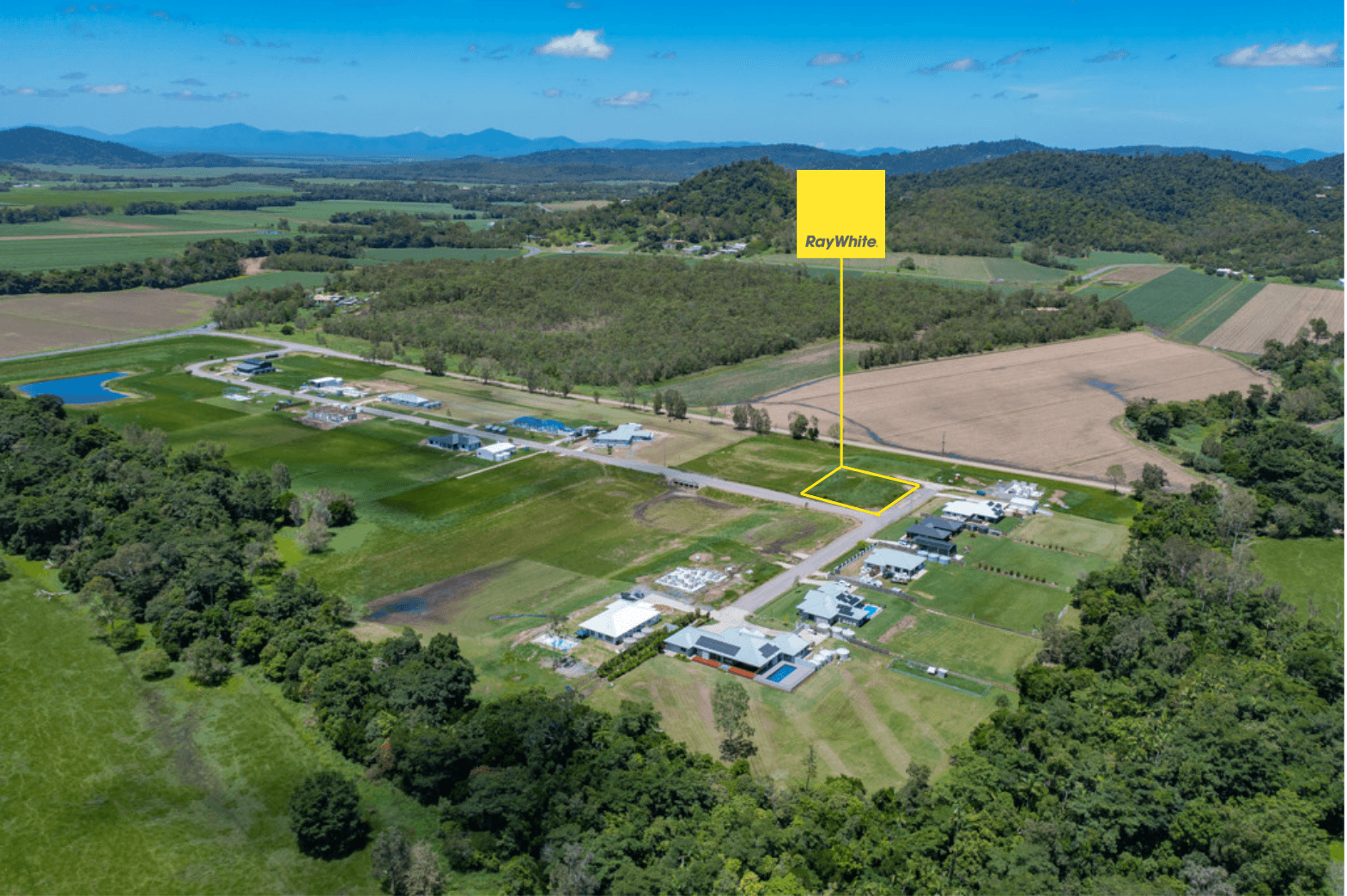 4 Sugar Lane, Cannon Valley QLD 4800, Cannon Valley - Thumbnail 2