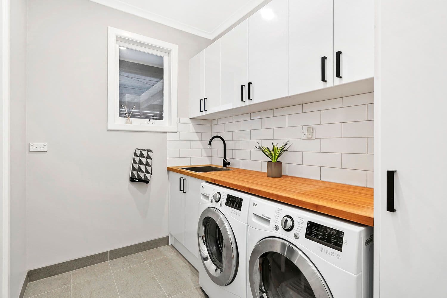22 Regent Parade, Cheltenham VIC 3192, Cheltenham - Thumbnail 8