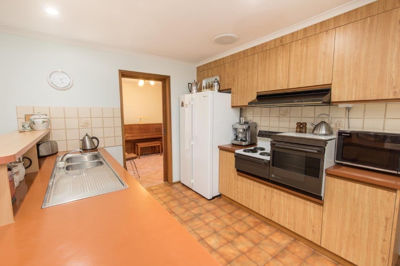 3 Forbes Drive, Merbein VIC 3505, Merbein - Thumbnail 3