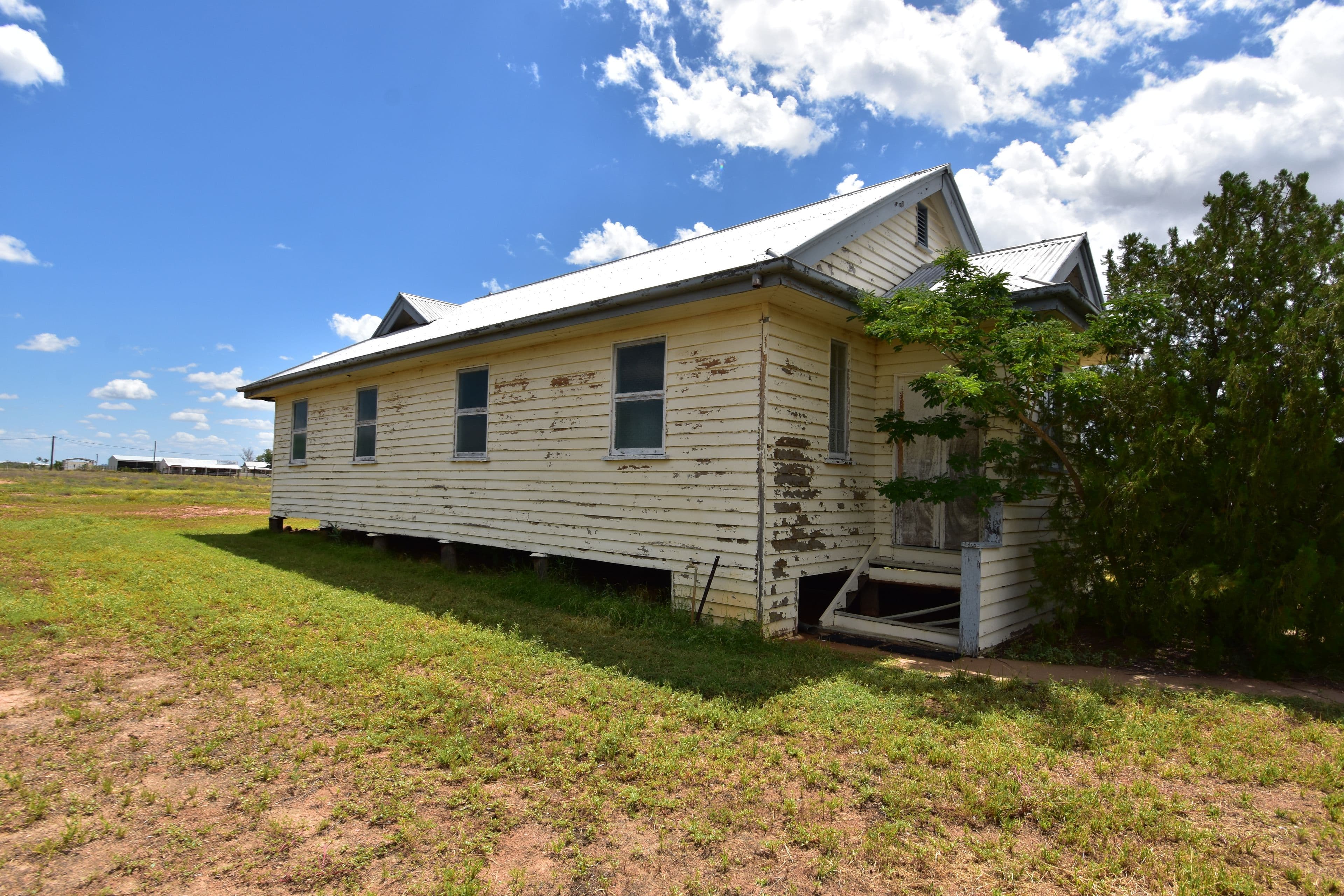 26 Sword Street, Muttaburra QLD 4732, Muttaburra - Image 1