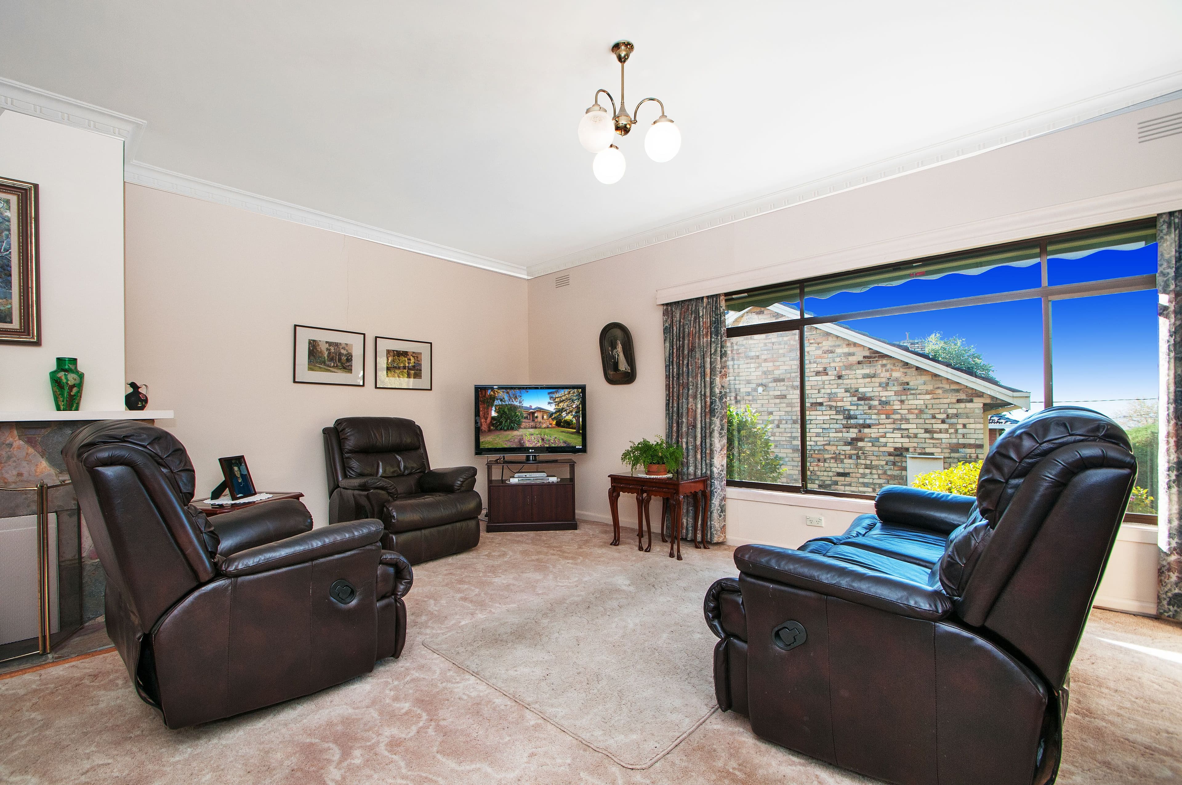 25 Victoria Road, Chirnside Park VIC 3116, Chirnside Park - Thumbnail 2