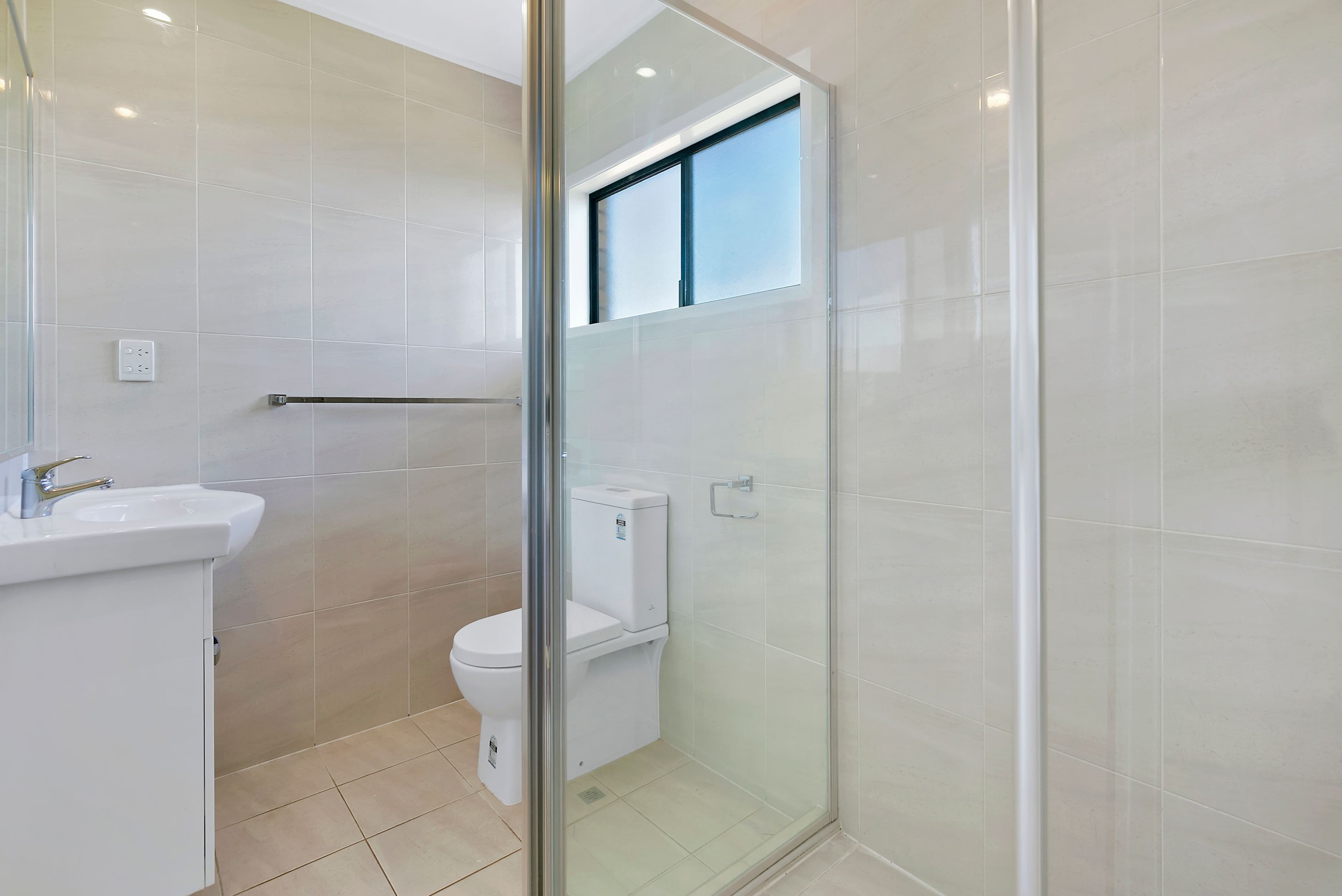 16 OVERLEA Street, Nudgee QLD 4014, Nudgee - Thumbnail 7