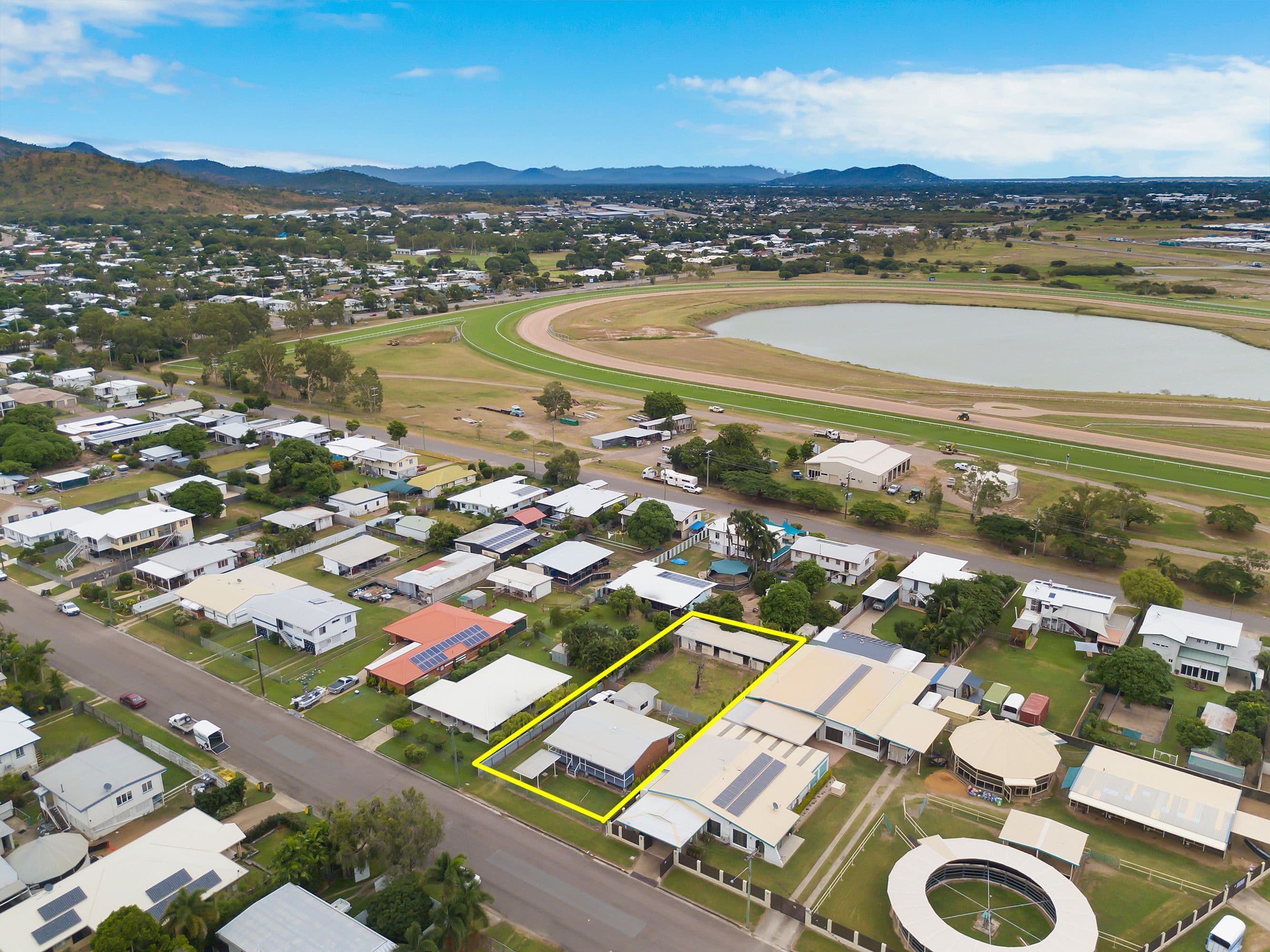 24 Gilliat Street, Wulguru QLD 4811, Wulguru - Image 1