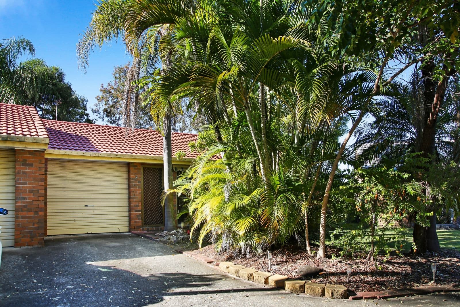 54 Galloway Drive, Ashmore QLD 4214, Ashmore - Thumbnail 2
