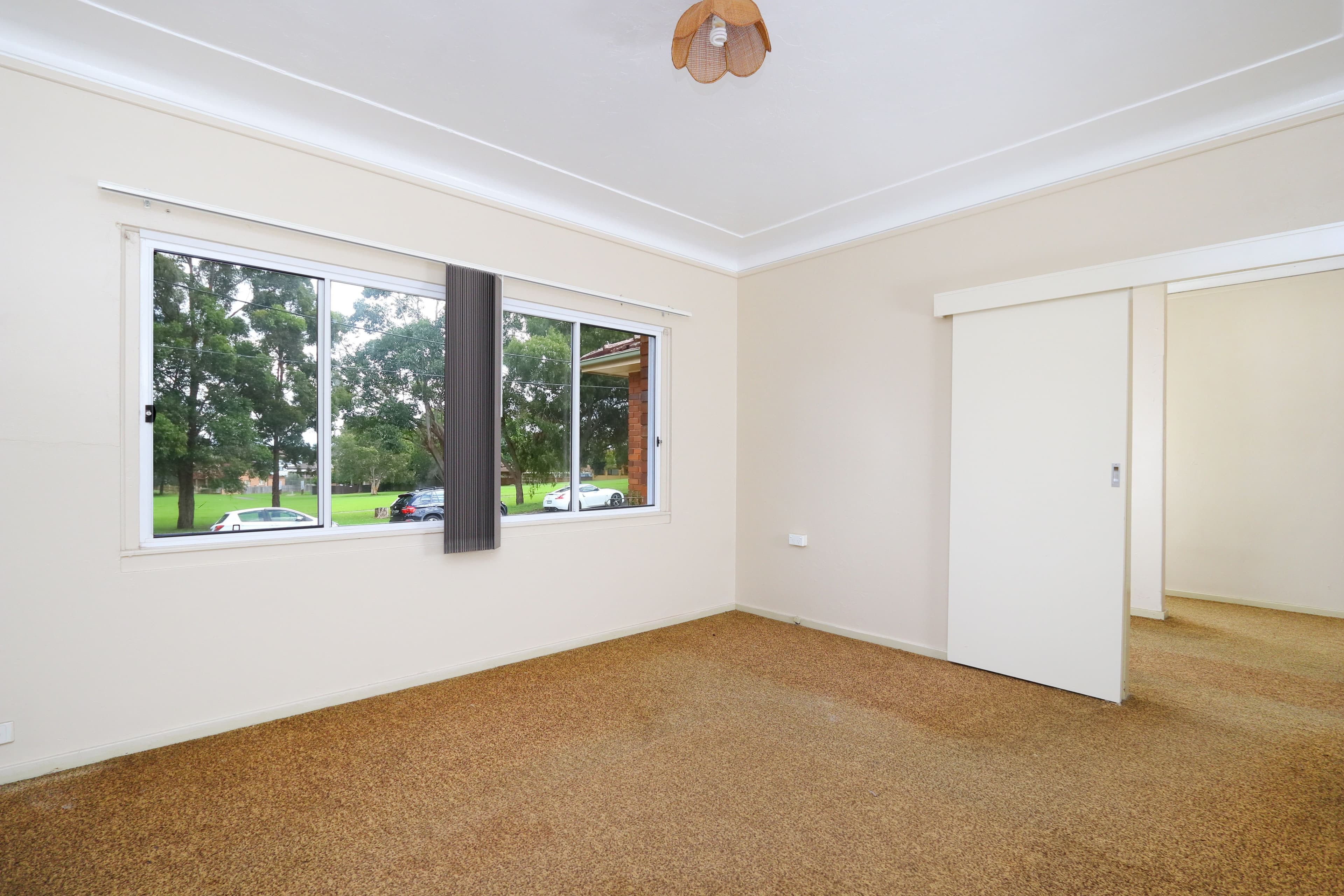 35 Basil Road, Bexley - Thumbnail 5