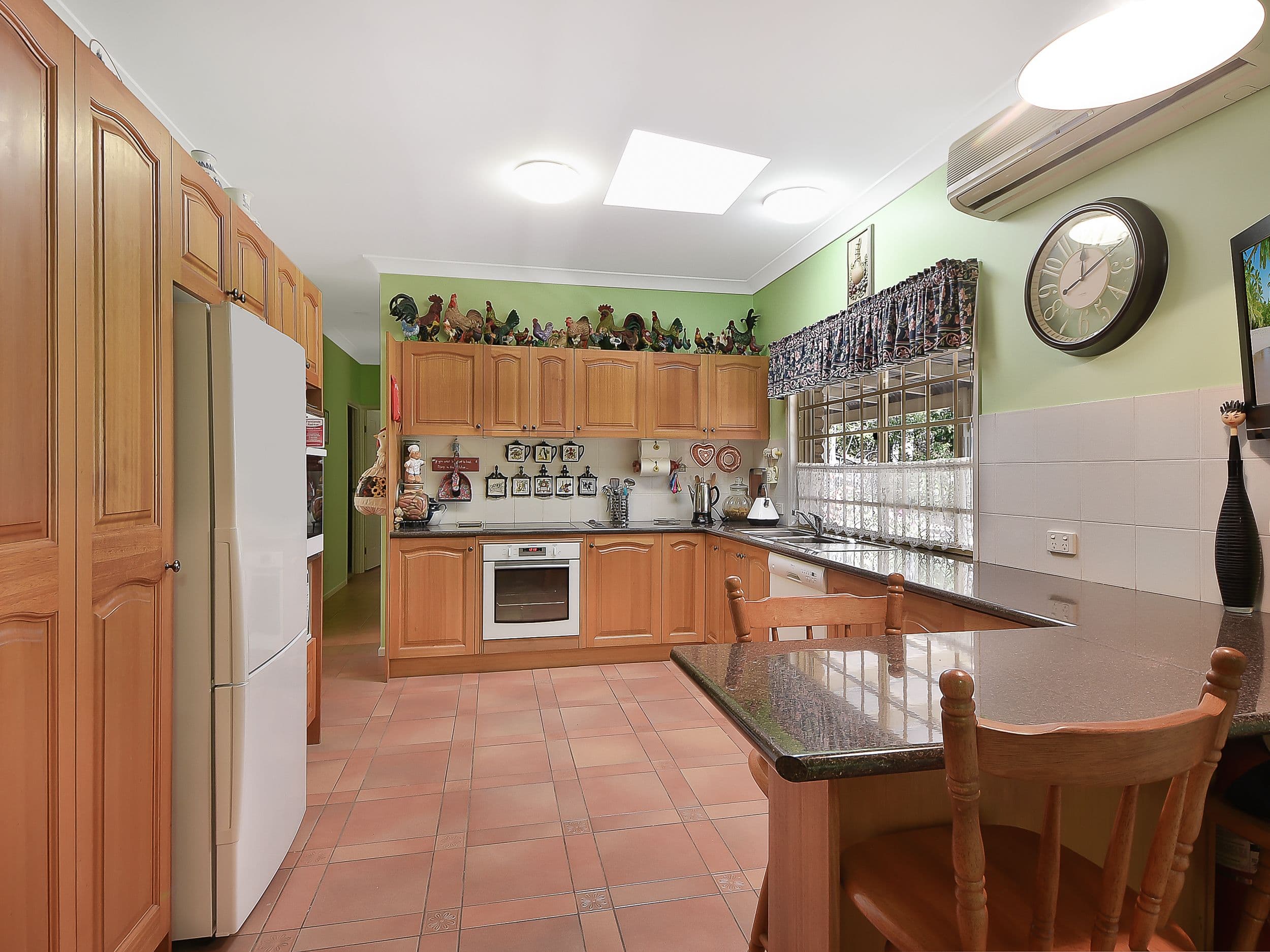 2 Weber Court, Bunya QLD 4055, Bunya - Thumbnail 3