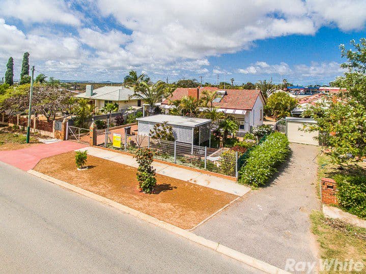 8 Lantana Street, Rangeway WA 6530, Rangeway - Thumbnail 5