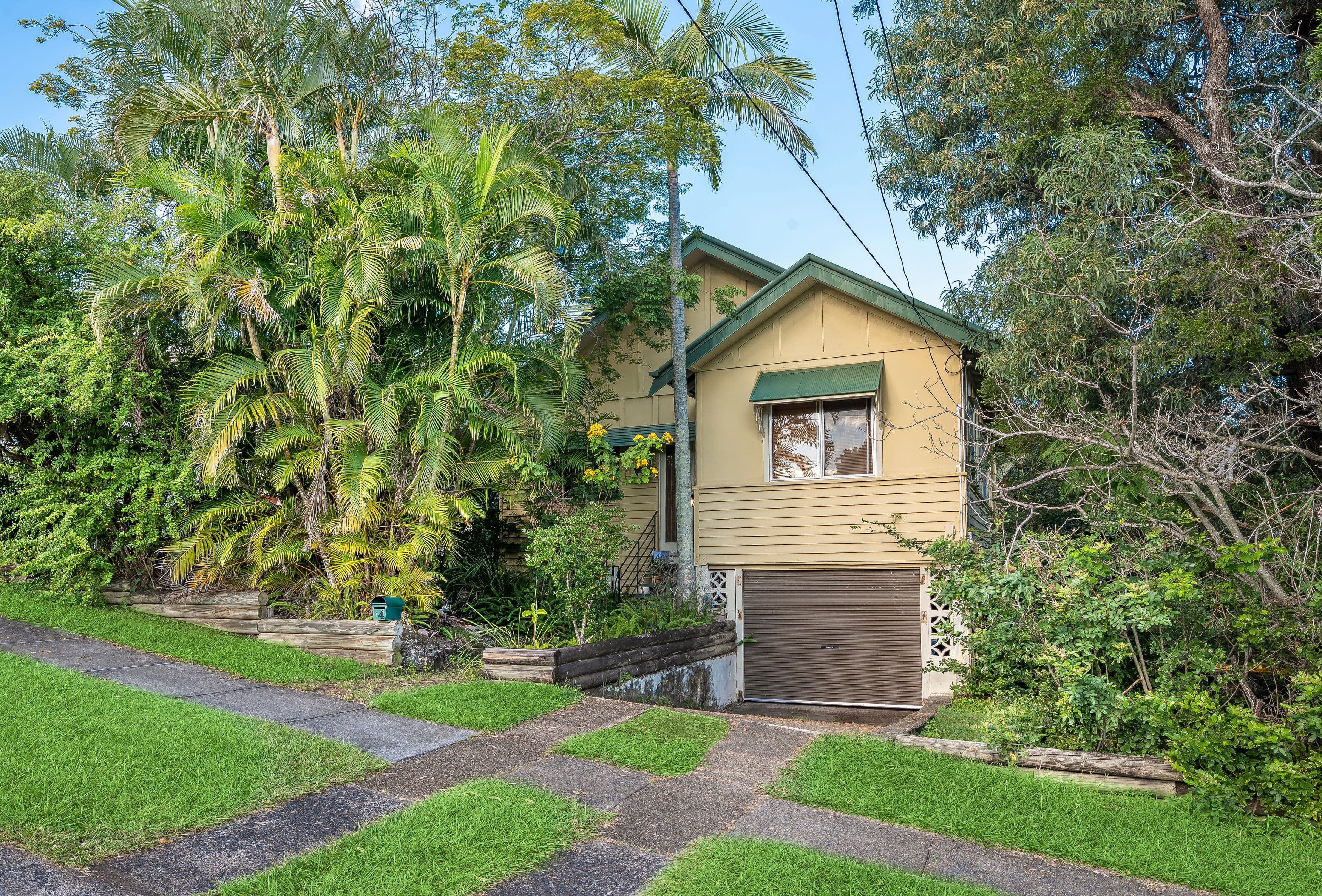 14 Carranya Street, Camp Hill QLD 4152, Camp Hill - Thumbnail 2