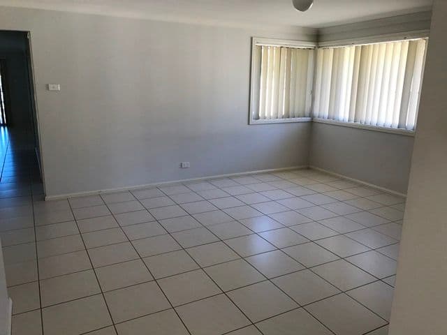 2/10 Pioneer Road, Singleton NSW 2330, Singleton - Thumbnail 2