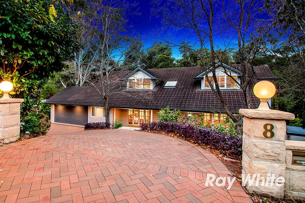 8 Ferngreen Way, Castle Hill - Thumbnail 2