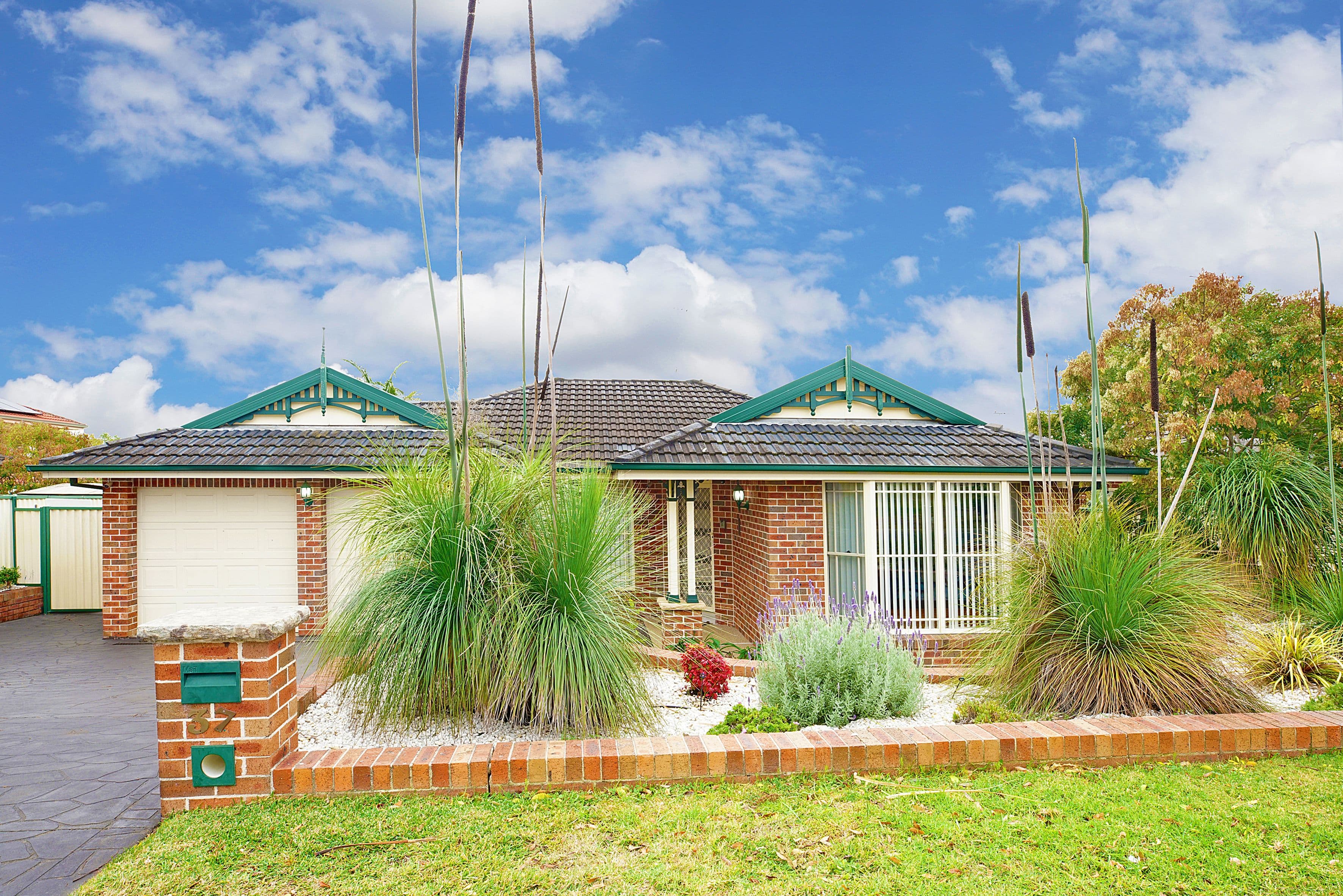 37 Bujan Street, Glenmore Park - Thumbnail 2