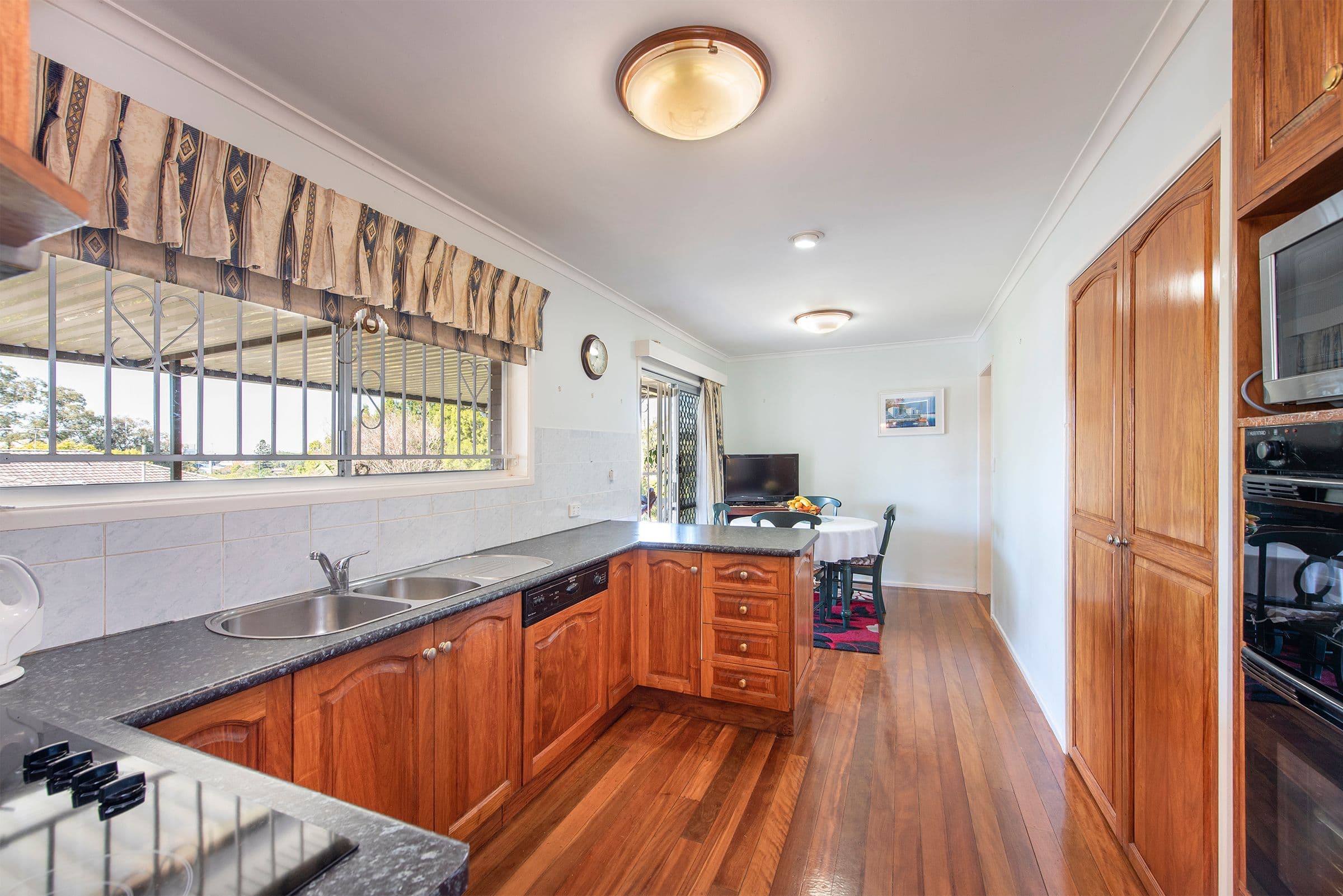 37 Ilya Street, Macgregor QLD 4109, Macgregor - Thumbnail 3