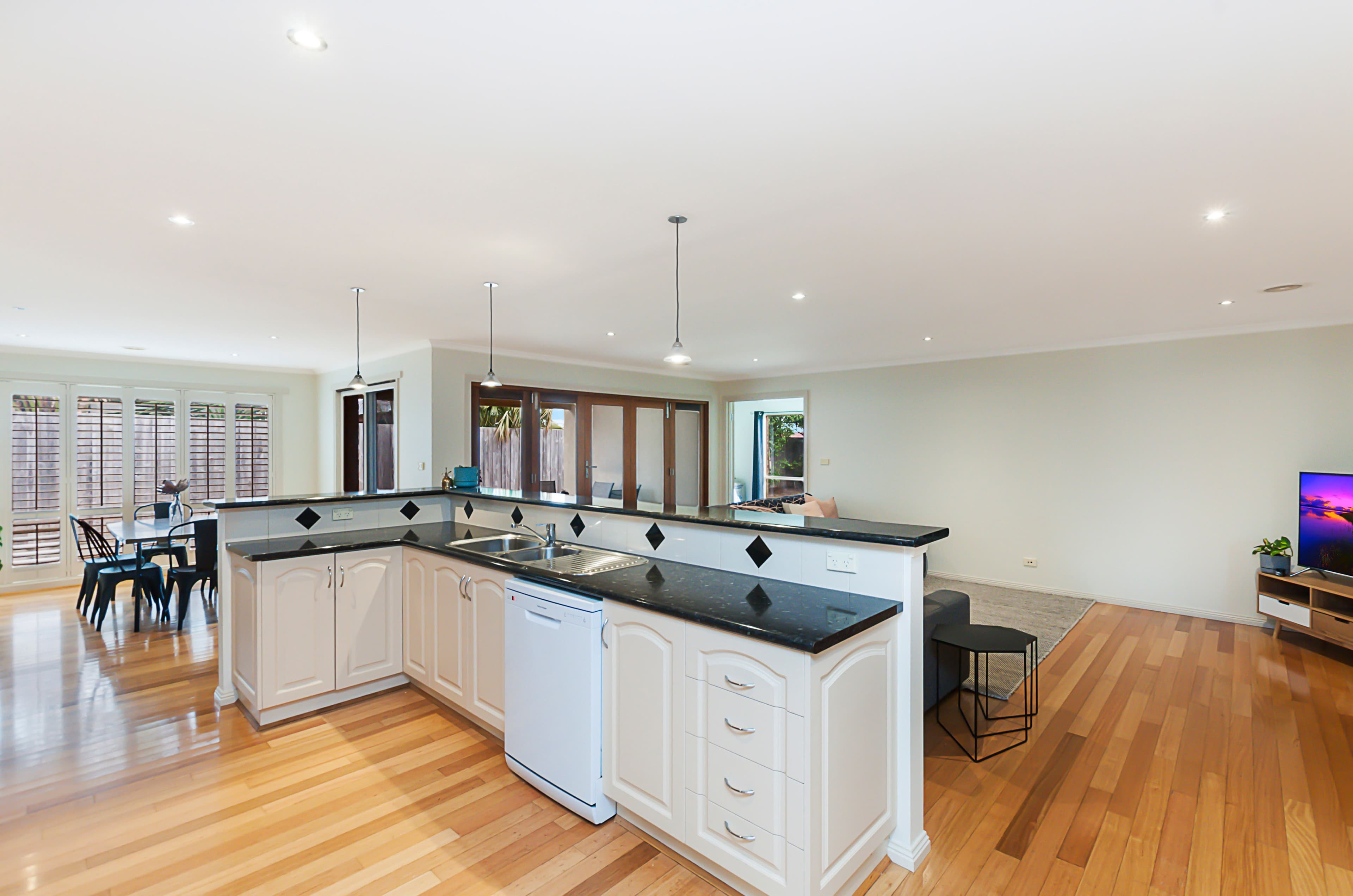 30 Huntingfield Drive, Warrnambool VIC 3280, Warrnambool - Thumbnail 4