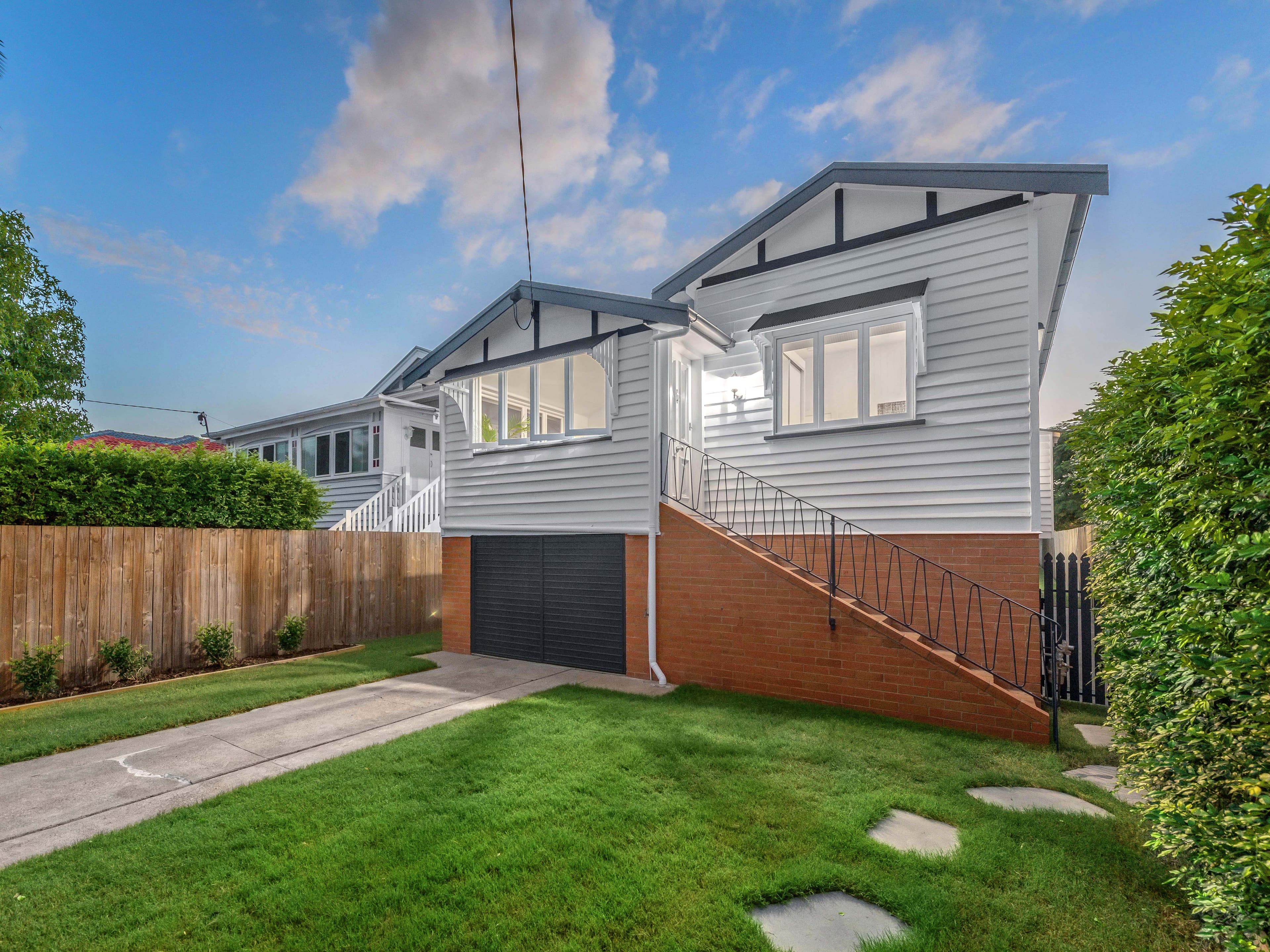 27 Gordon Street, Hendra QLD 4011, Hendra - Thumbnail 2