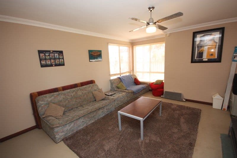 7 Silver Place, Morley WA 6062, Morley - Thumbnail 2