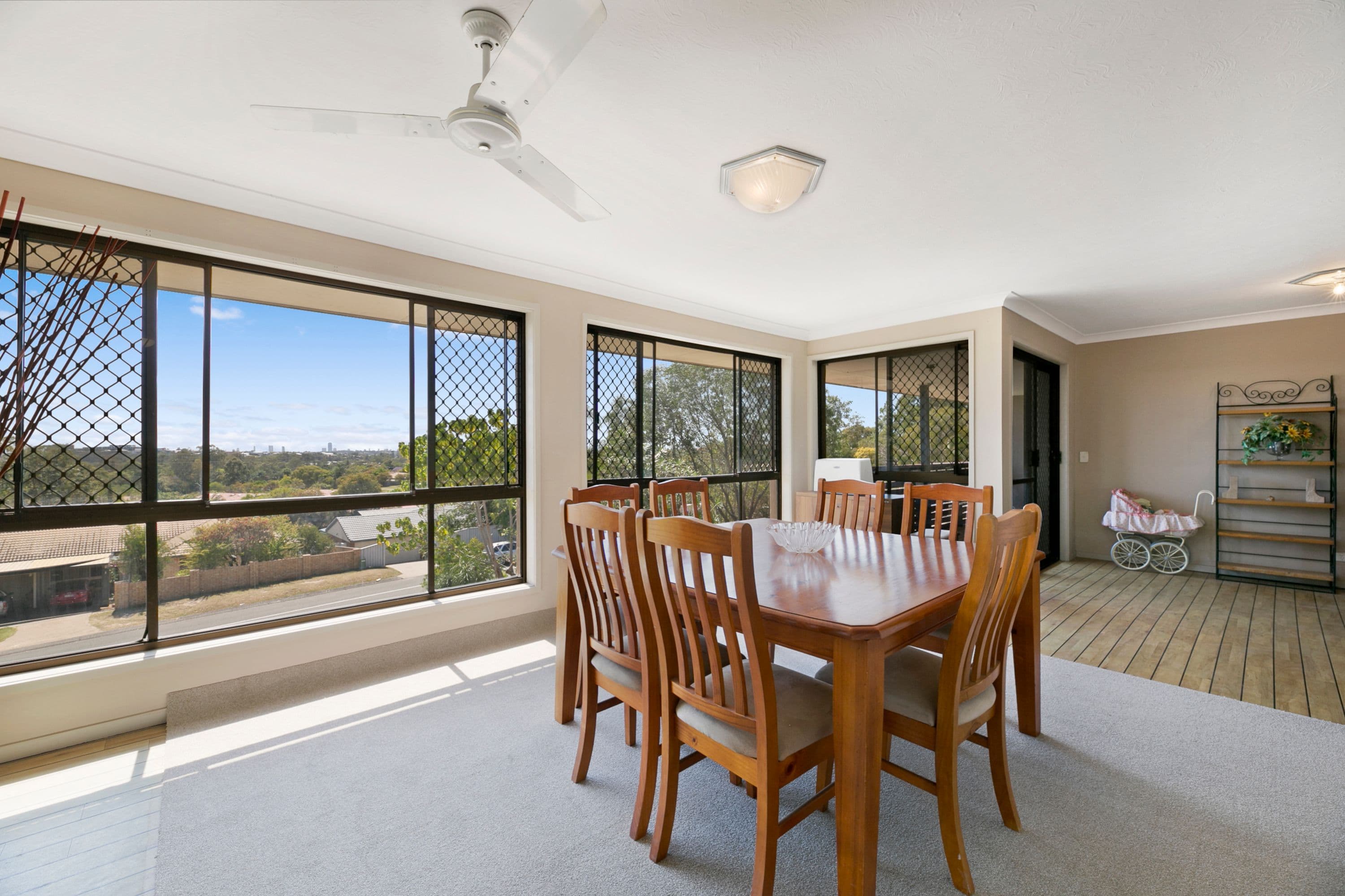 124 Explorers Way, Highland Park QLD 4211, Highland Park - Thumbnail 5