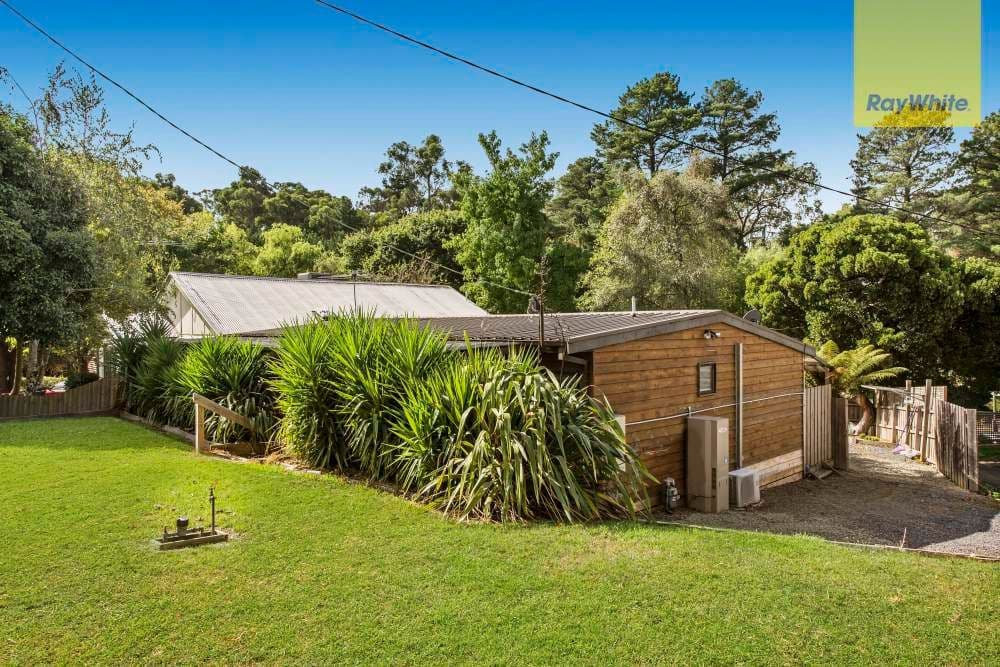 38 Spring Street, Mount Evelyn VIC 3796, Mount Evelyn - Thumbnail 2