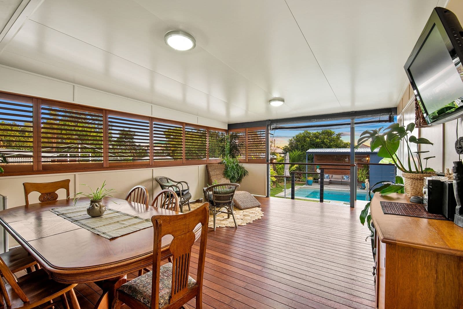77 King Street, Woody Point QLD 4019, Woody Point - Image 1
