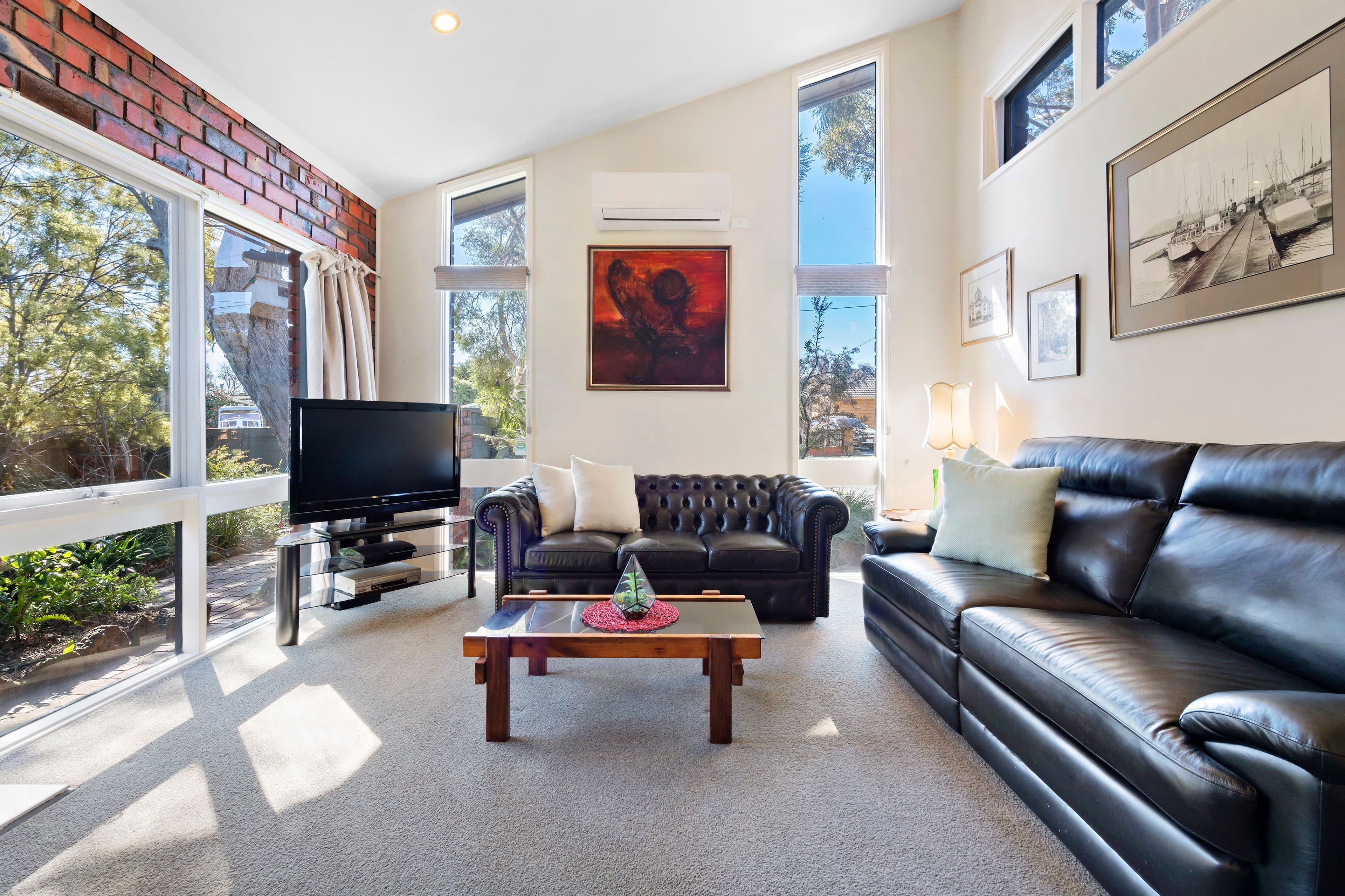 2 Innerleven Court, Frankston VIC 3199, Frankston - Thumbnail 2