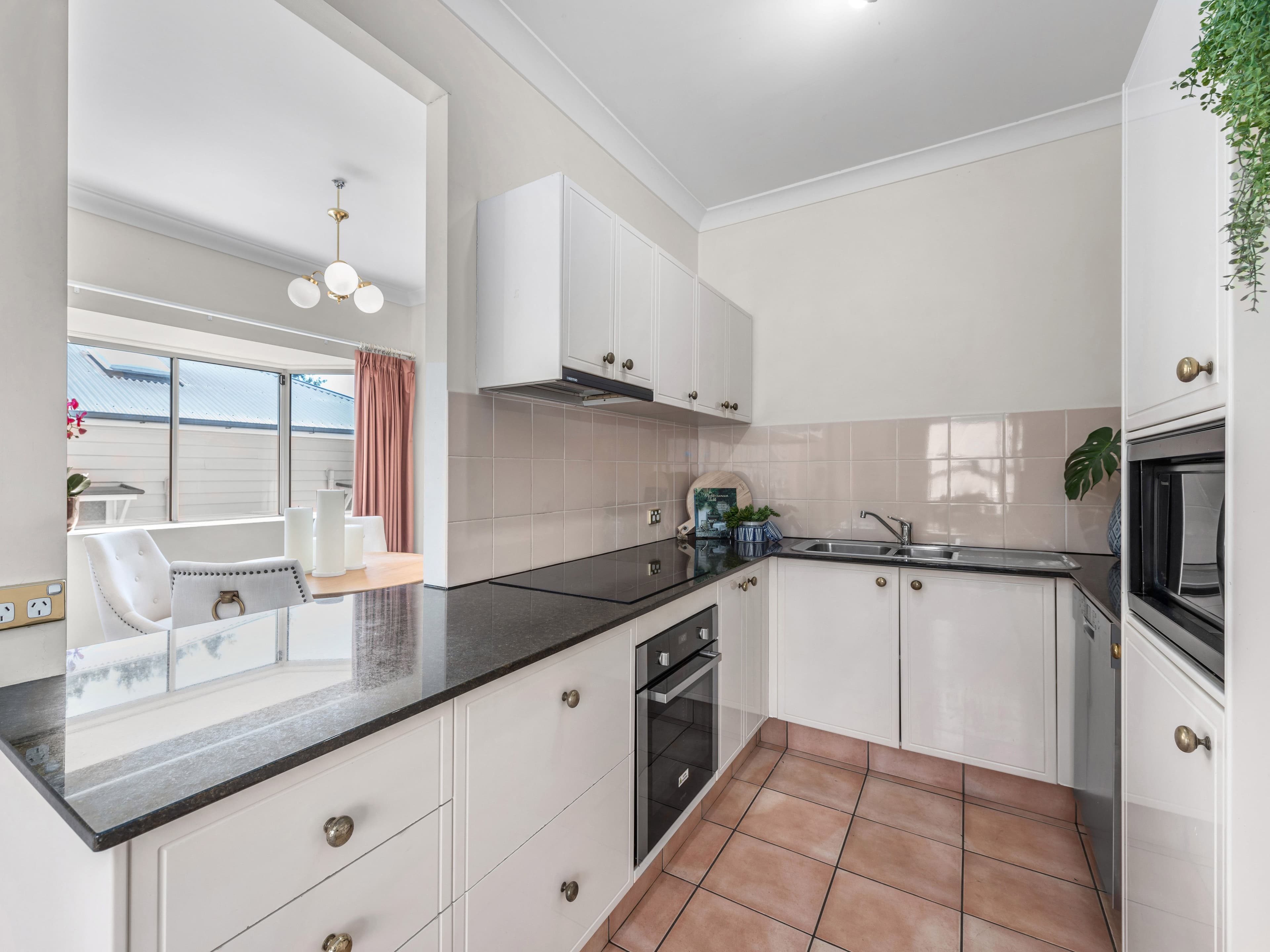 82 Windsor Road, Red Hill QLD 4059, Red Hill - Thumbnail 8
