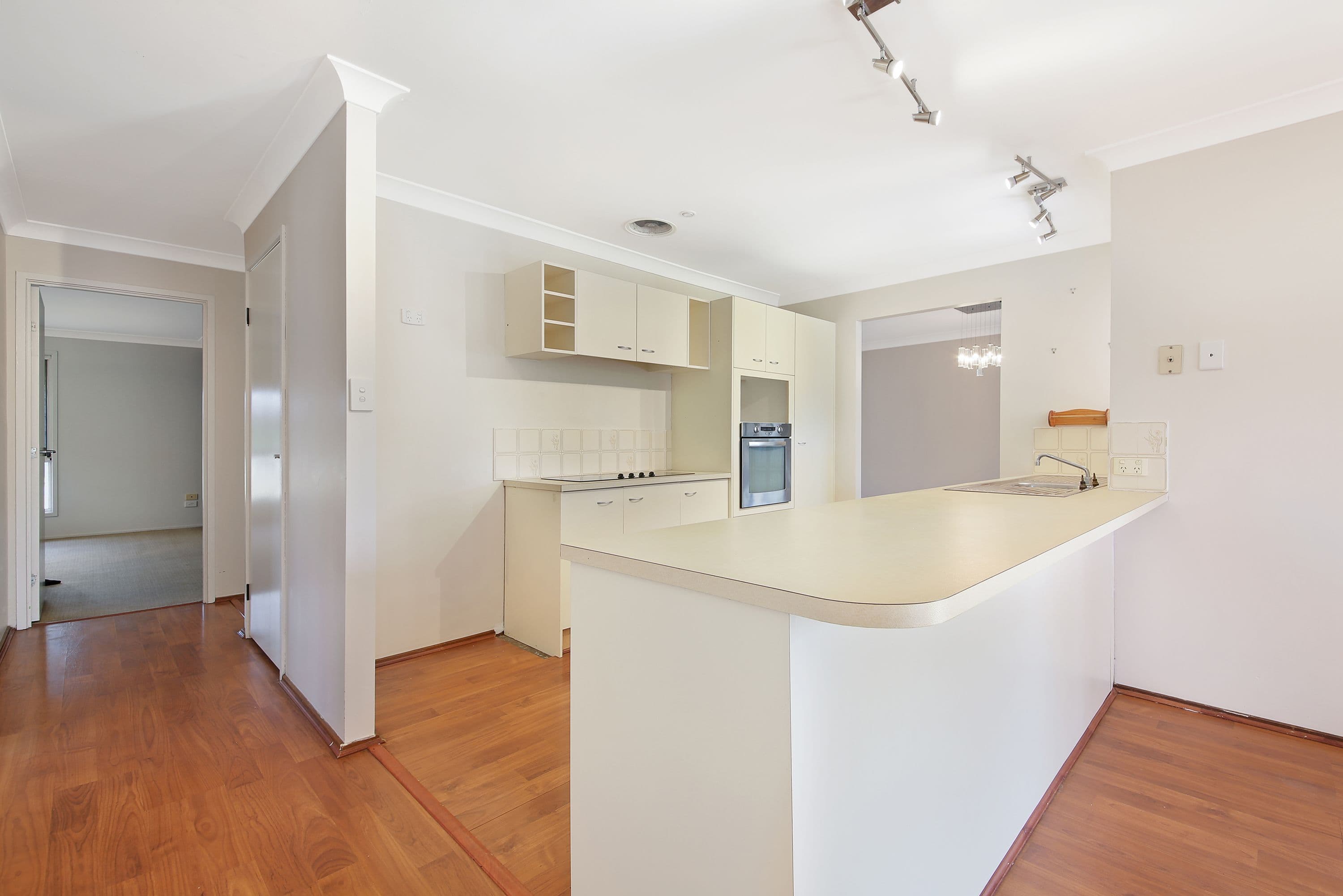 64 Chisholm Road, Carrara QLD 4211, Carrara - Thumbnail 6