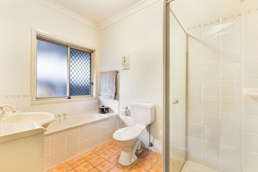 49 Paton Crescent, Forest Lake QLD 4078, Forest Lake - Thumbnail 7