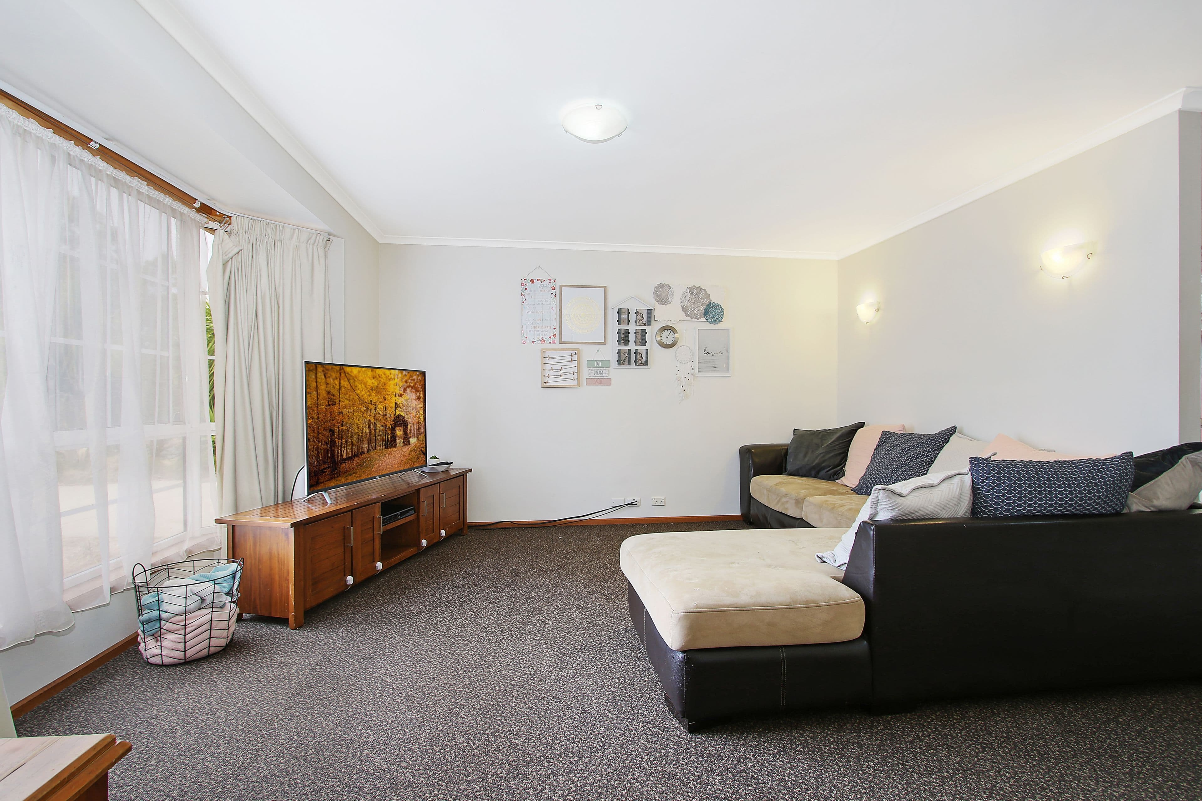 41 Peacock Avenue, West Wodonga VIC 3690, West Wodonga - Thumbnail 5