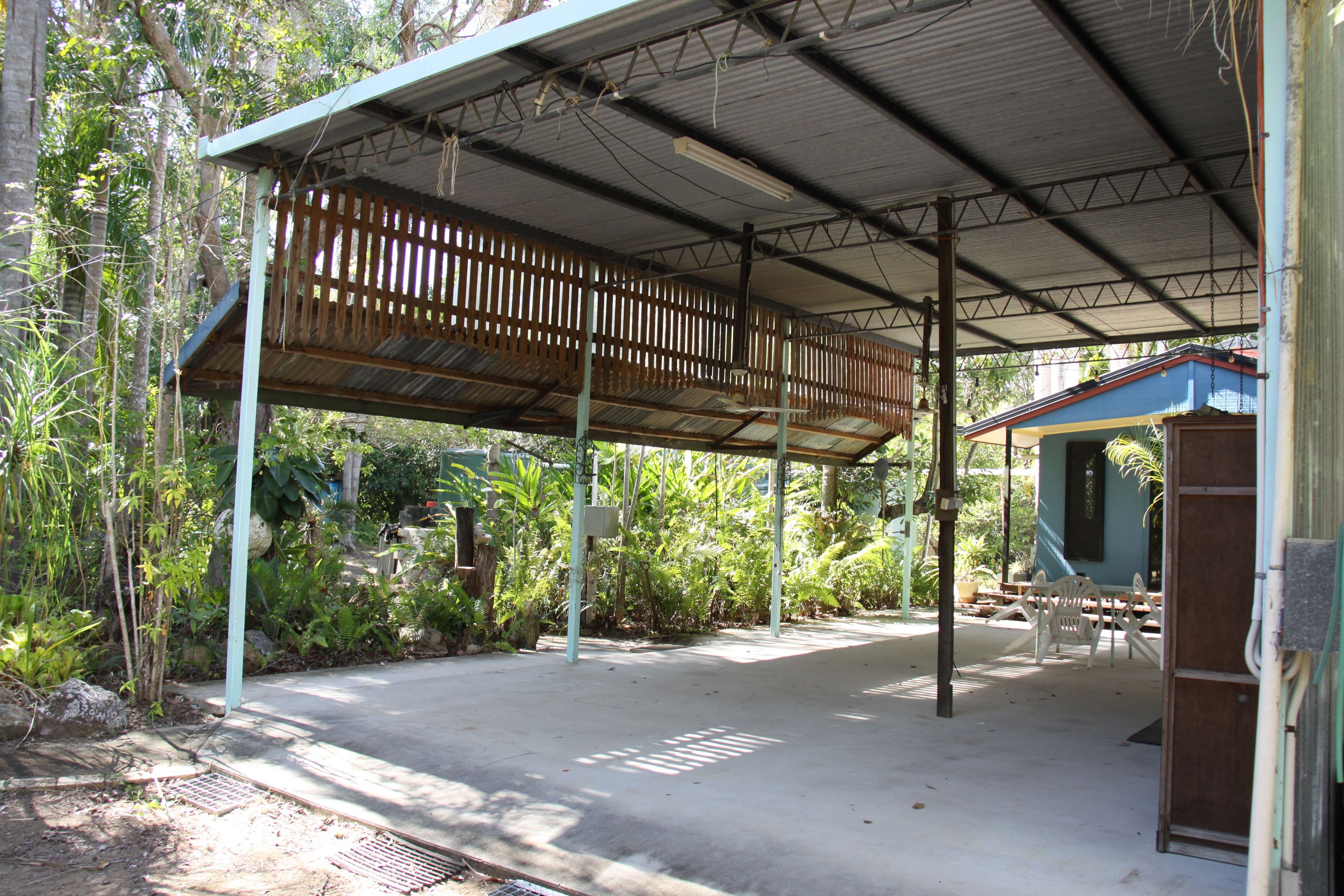196 Bells Road, Rodds Bay QLD 4678, Rodds Bay - Thumbnail 2