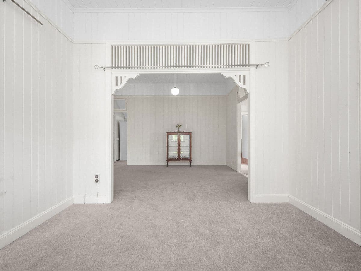127 Honour Avenue, Chelmer QLD 4068, Chelmer - Thumbnail 5