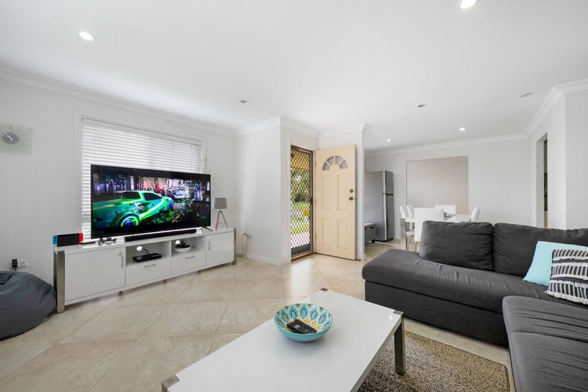6 Wambaya Street, Belmont QLD 4153, Belmont - Thumbnail 2