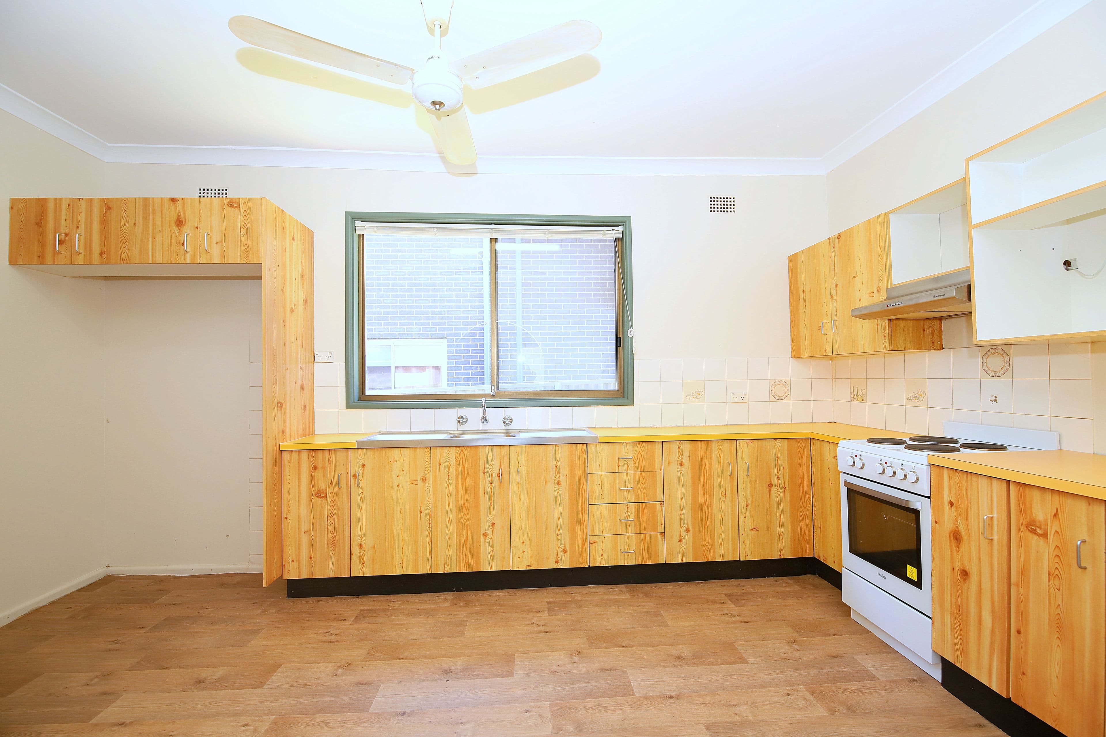 19 Buist Street, Bass Hill - Thumbnail 4