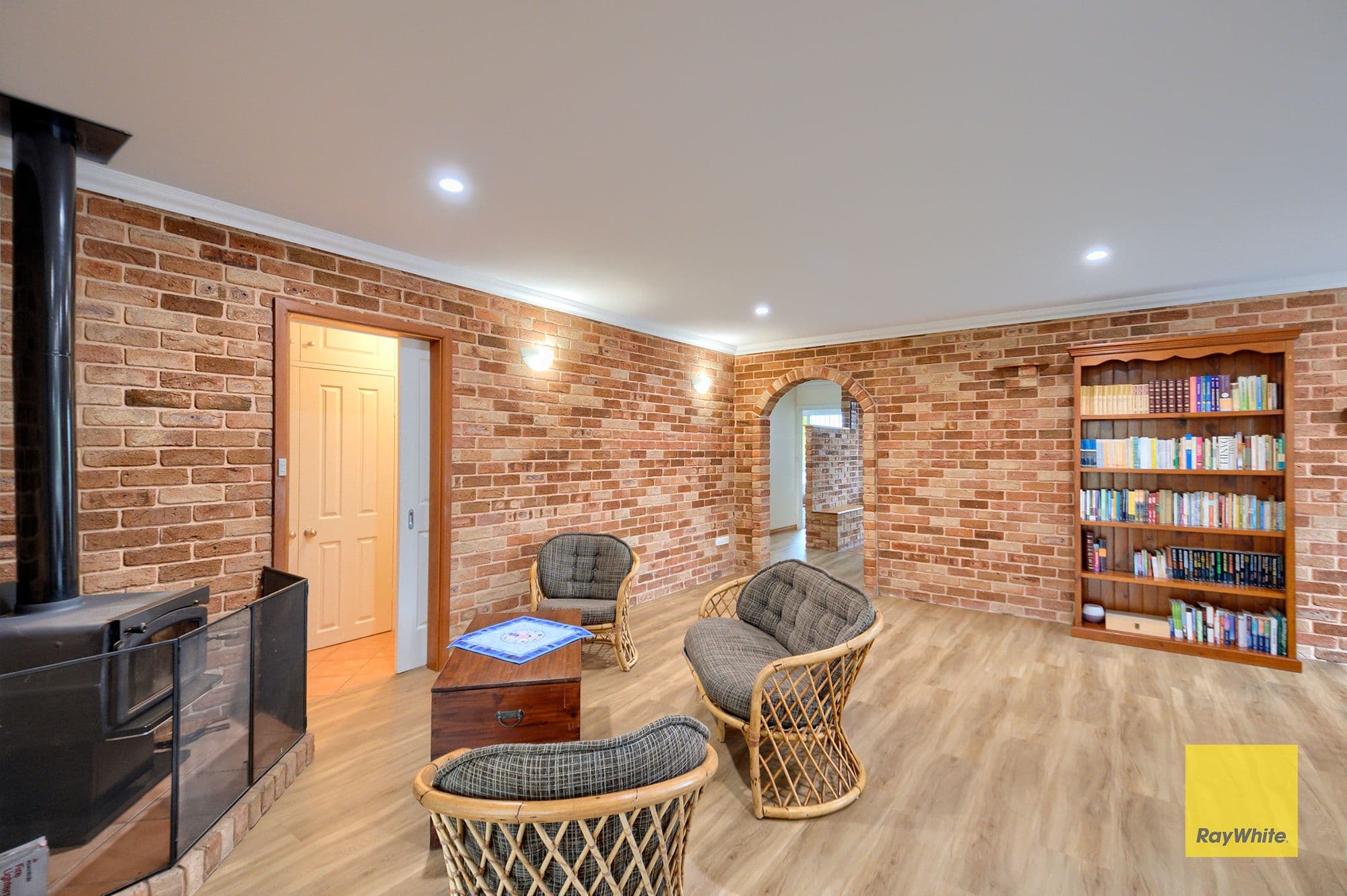 11 Seville Way, Orana WA 6330, Orana - Thumbnail 3