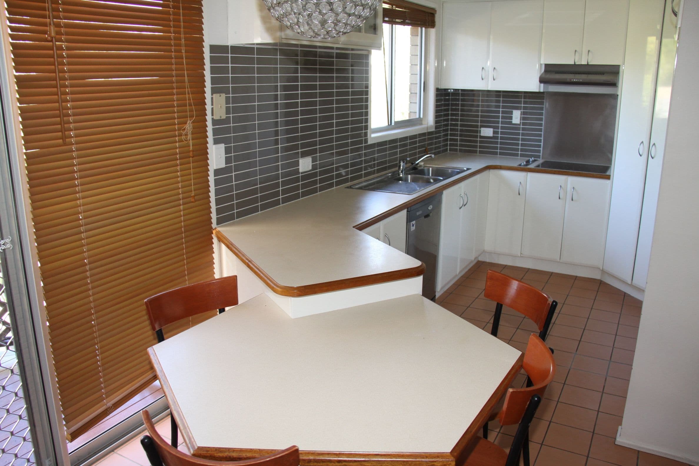 3 Gately Court, Tannum Sands QLD 4680, Tannum Sands - Thumbnail 3