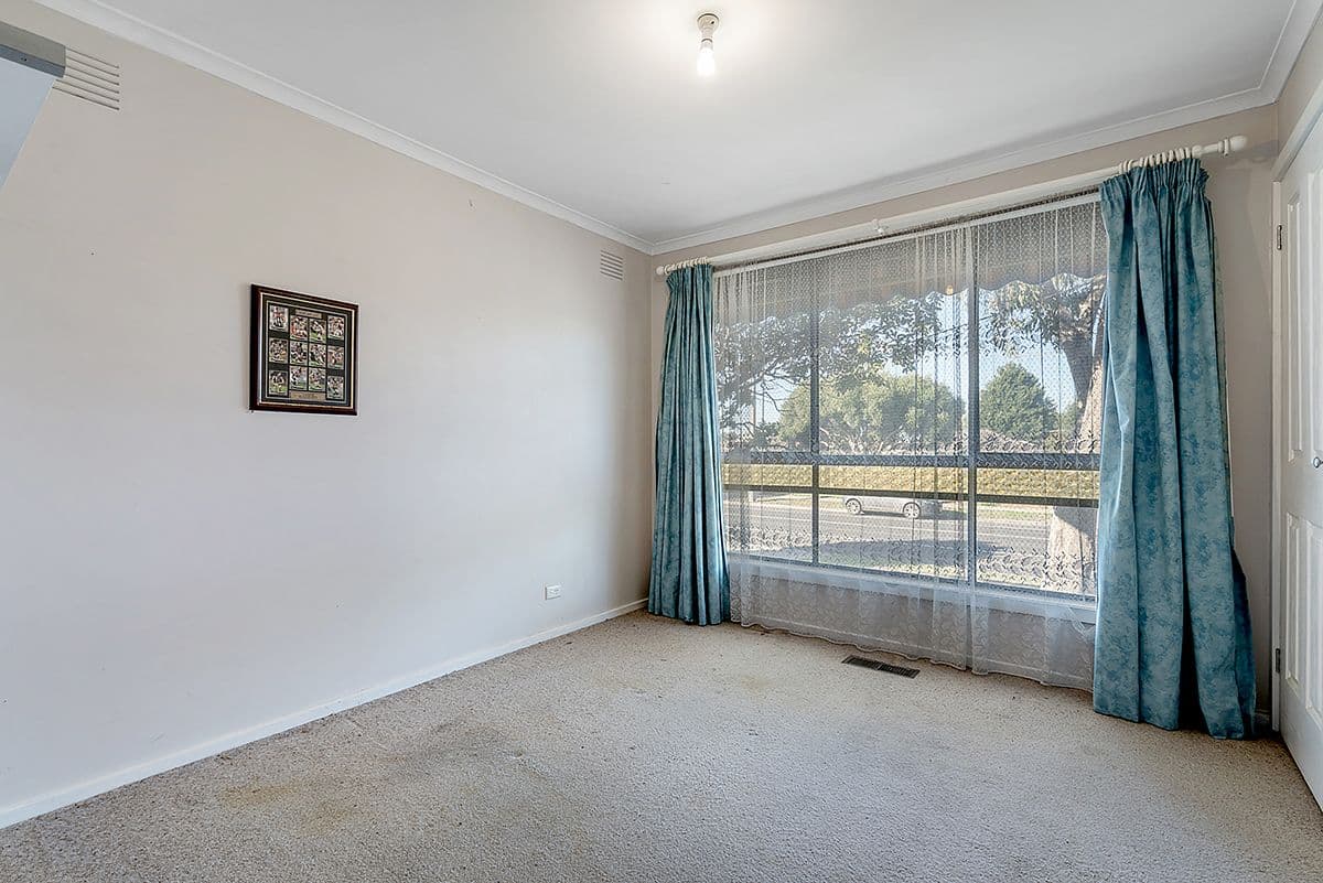 92 Hothlyn Drive, Craigieburn VIC 3064, Craigieburn - Thumbnail 5