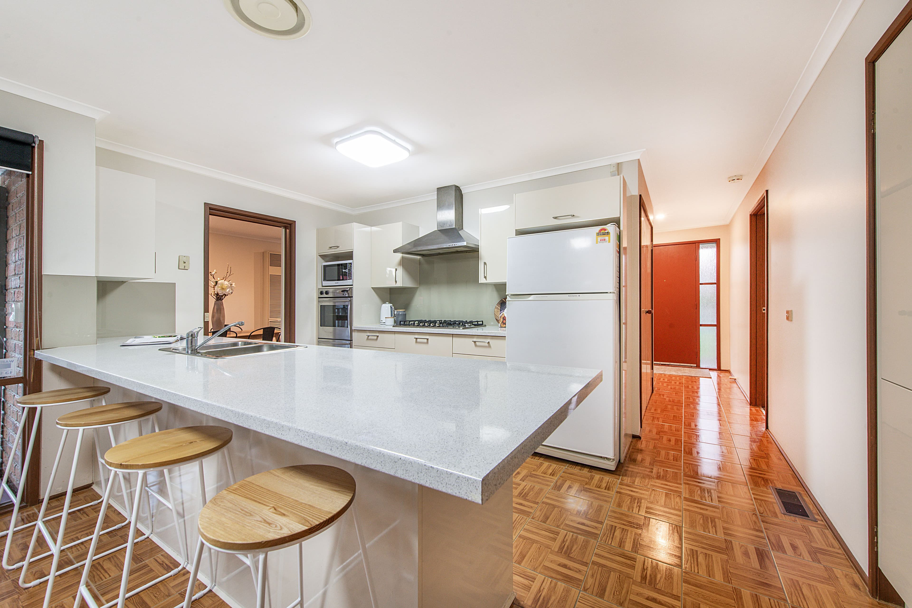 124 Murrindal Drive, Rowville VIC 3178, Rowville - Thumbnail 2