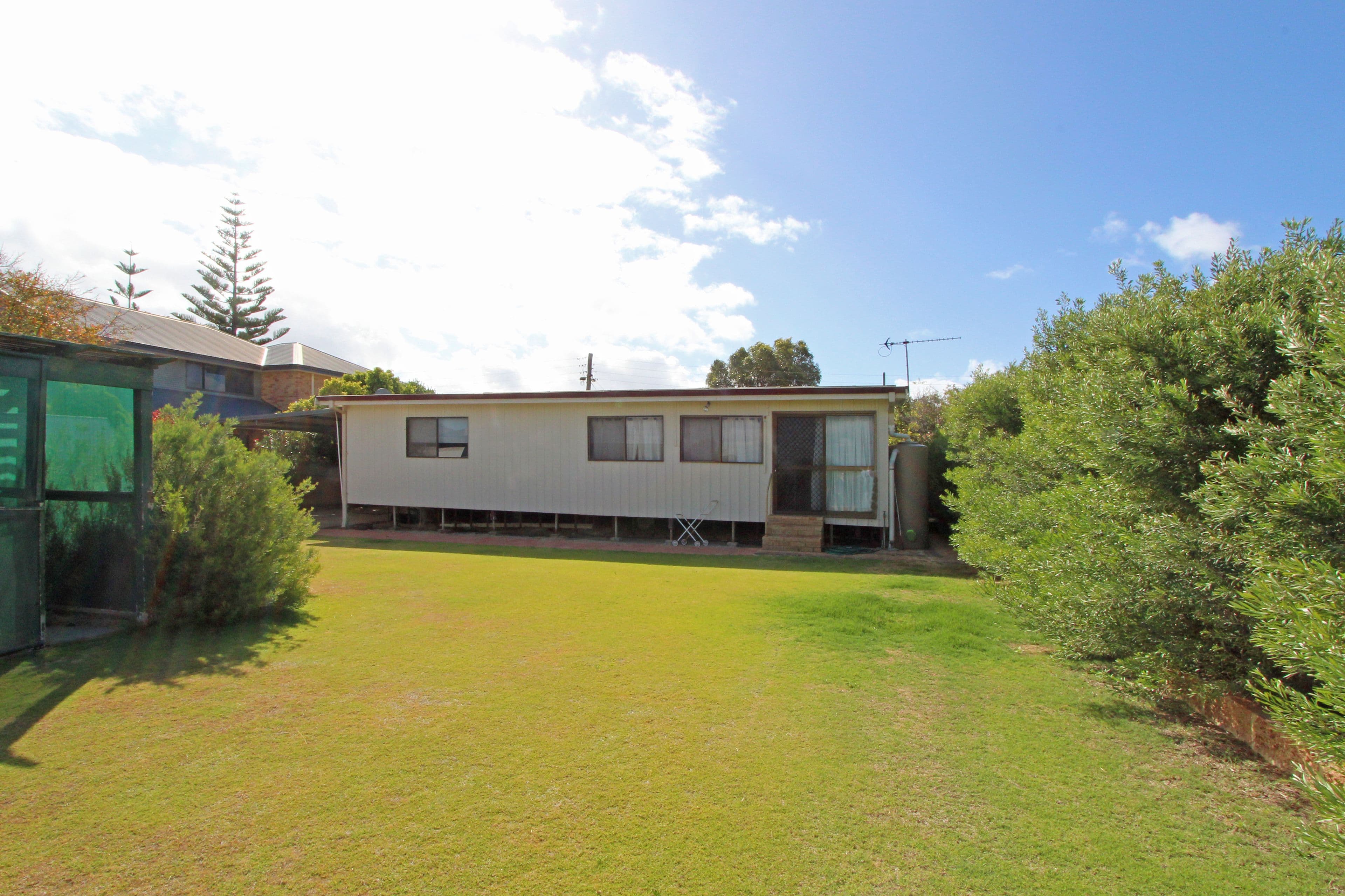 8 Whitburn Place, Jurien Bay WA 6516, Jurien Bay - Thumbnail 7