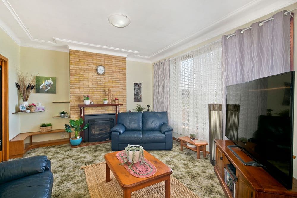 12 Combermere Street, Goulburn - Thumbnail 2