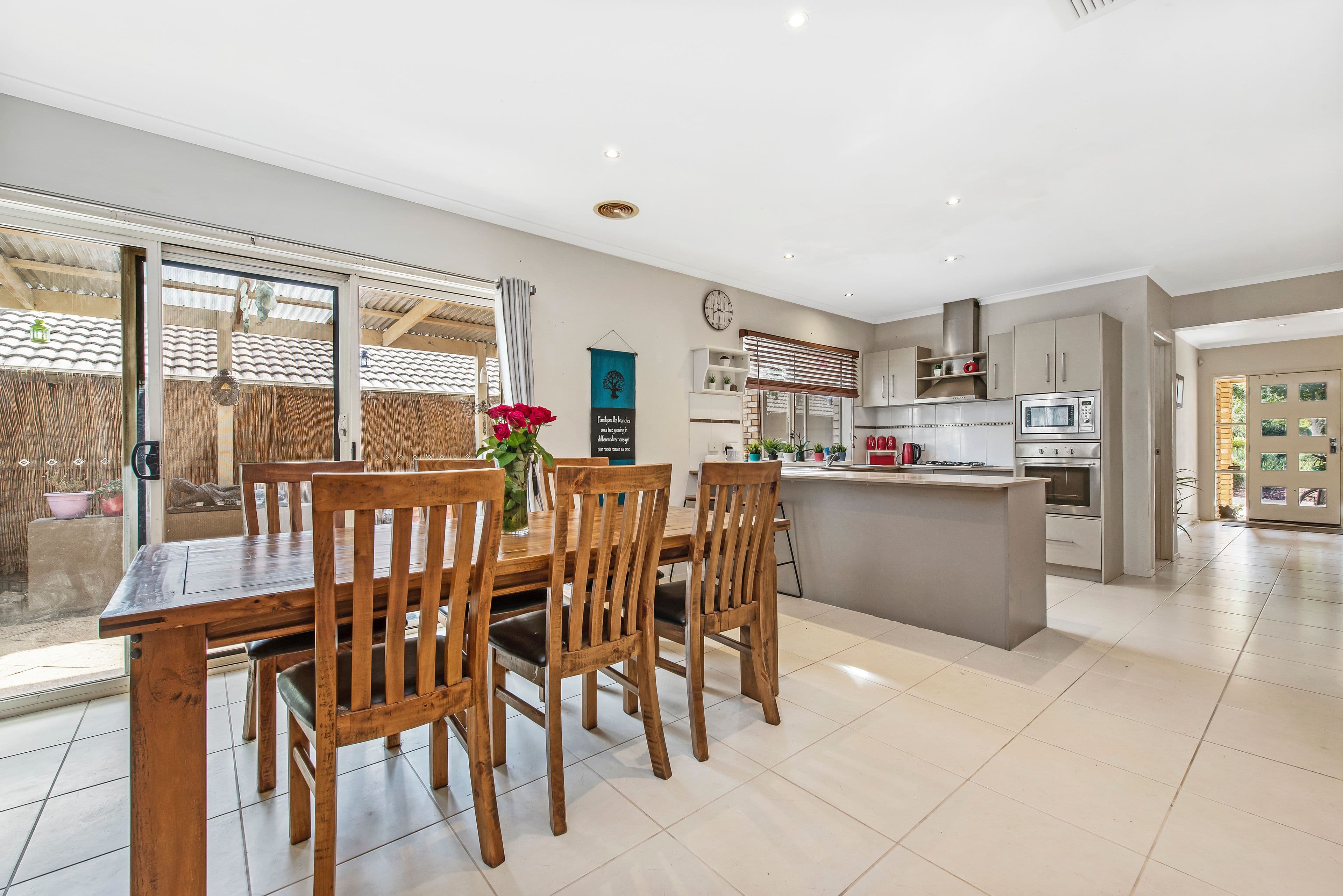 11 Fallingwater Drive, Pakenham VIC 3810, Pakenham - Thumbnail 4